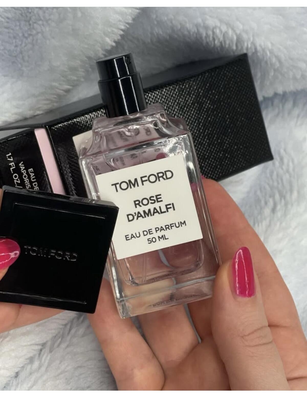 عطر ادکلن رز د آمالفی تام فورد - Rose D'Amalfi Tom Ford - بررسی، قیمت و خرید
