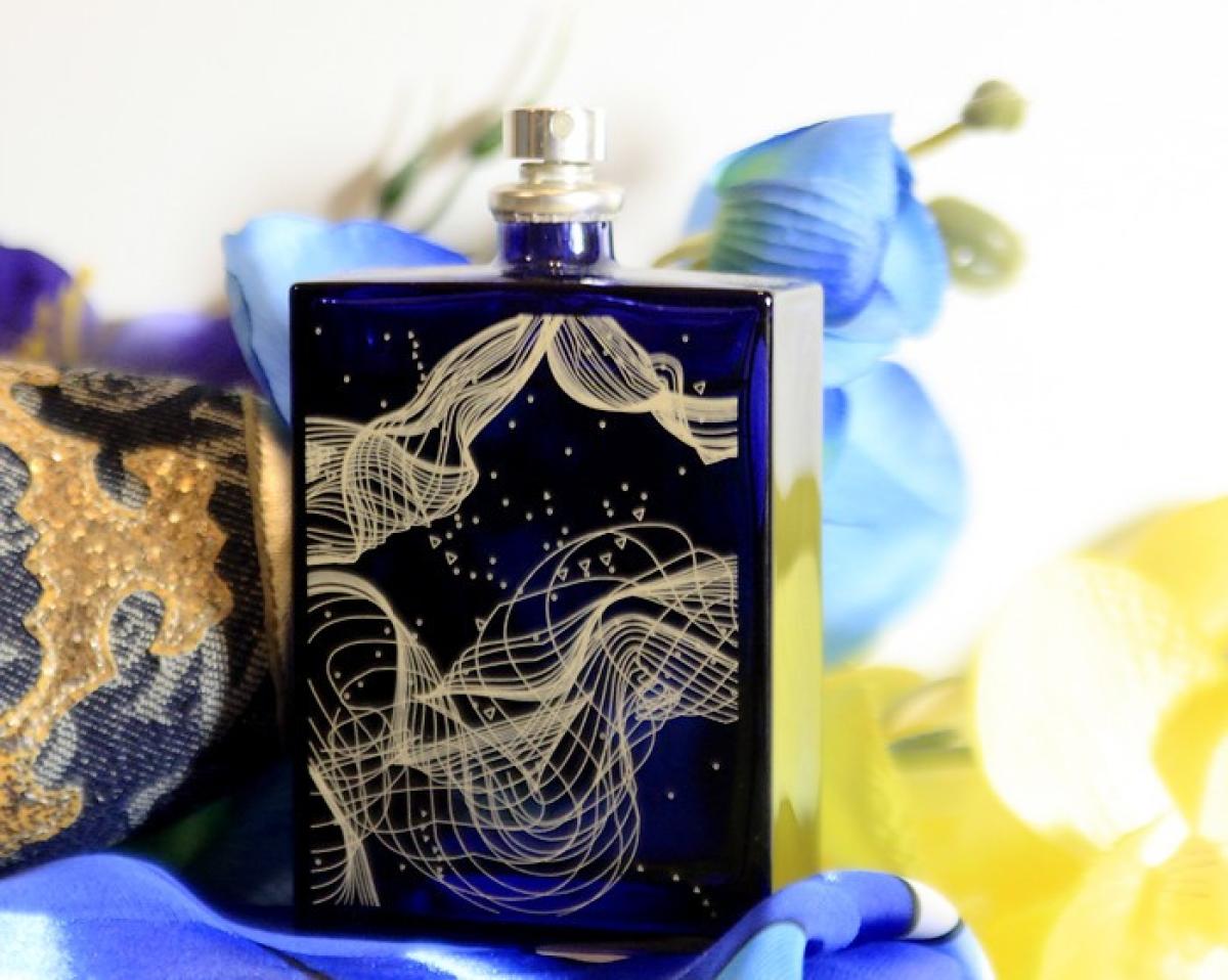 عطر ادکلن 