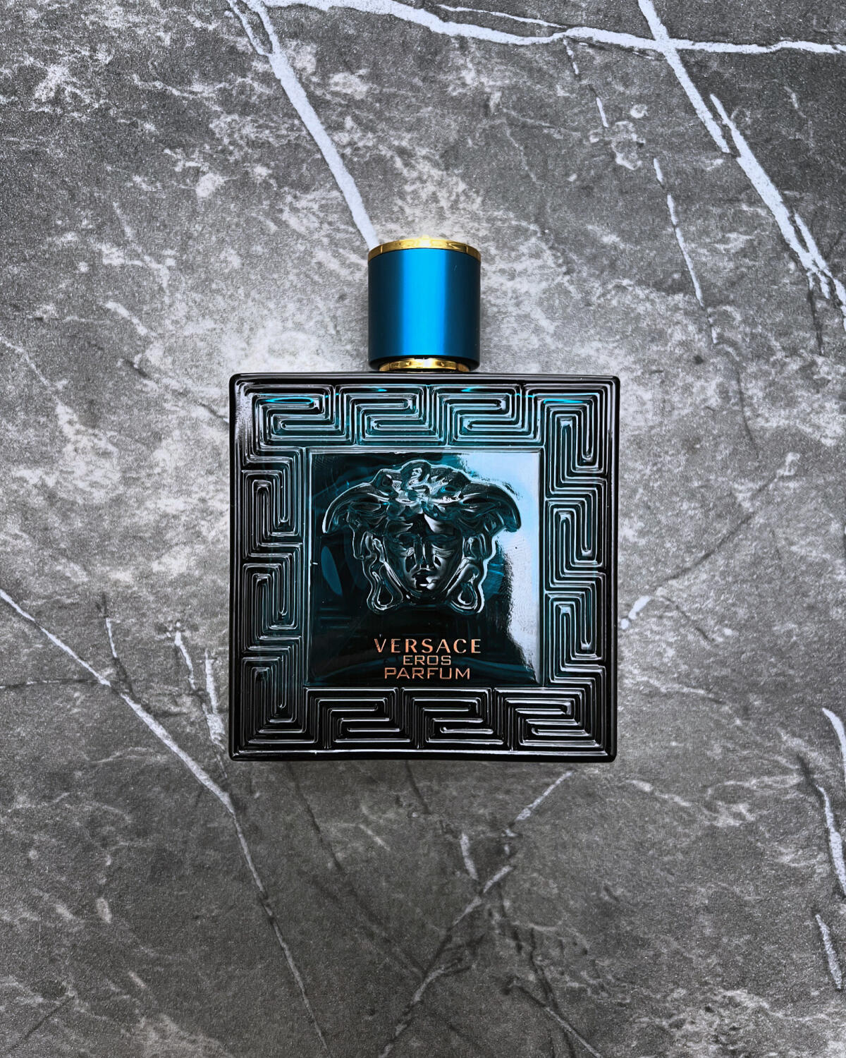 عطر ادکلن ايروس پرفیوم ورساچی - Eros Parfum Versace - بررسی، قیمت و خرید