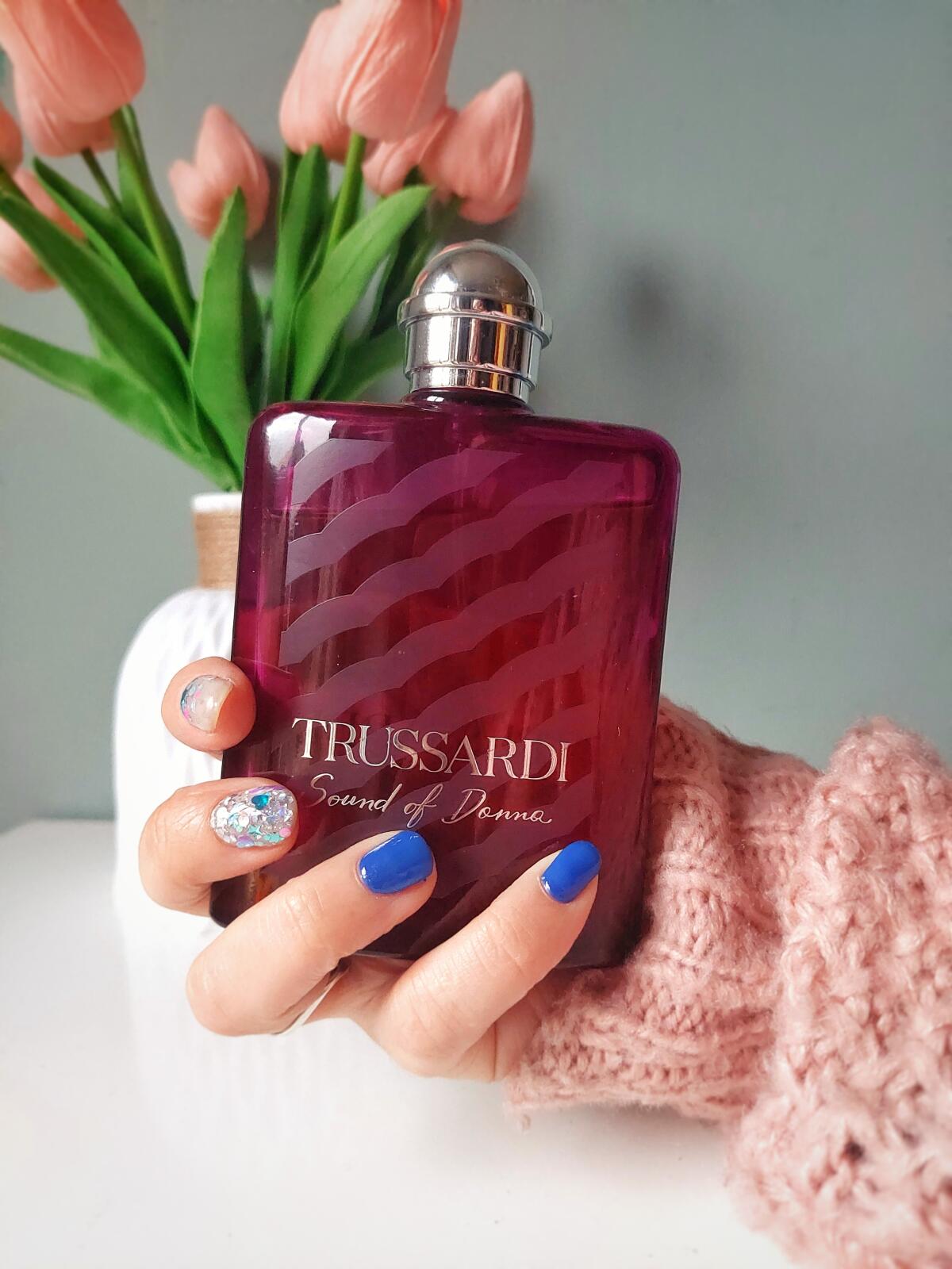 عطر ادکلن ساند آو دانا تروساردی - Sound of Donna Trussardi - بررسی، قیمت و خرید