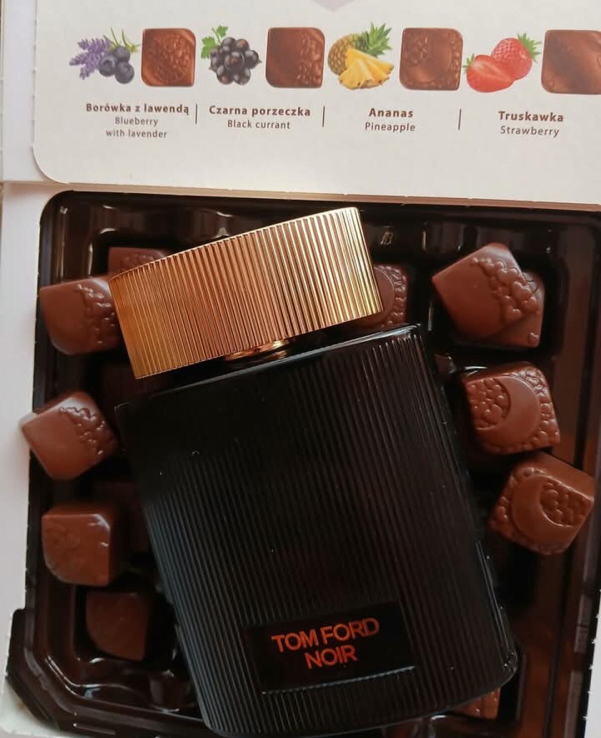 عطر ادکلن نویر پور فم تام فورد - Noir Pour Femme Tom Ford - بررسی، قیمت و خرید