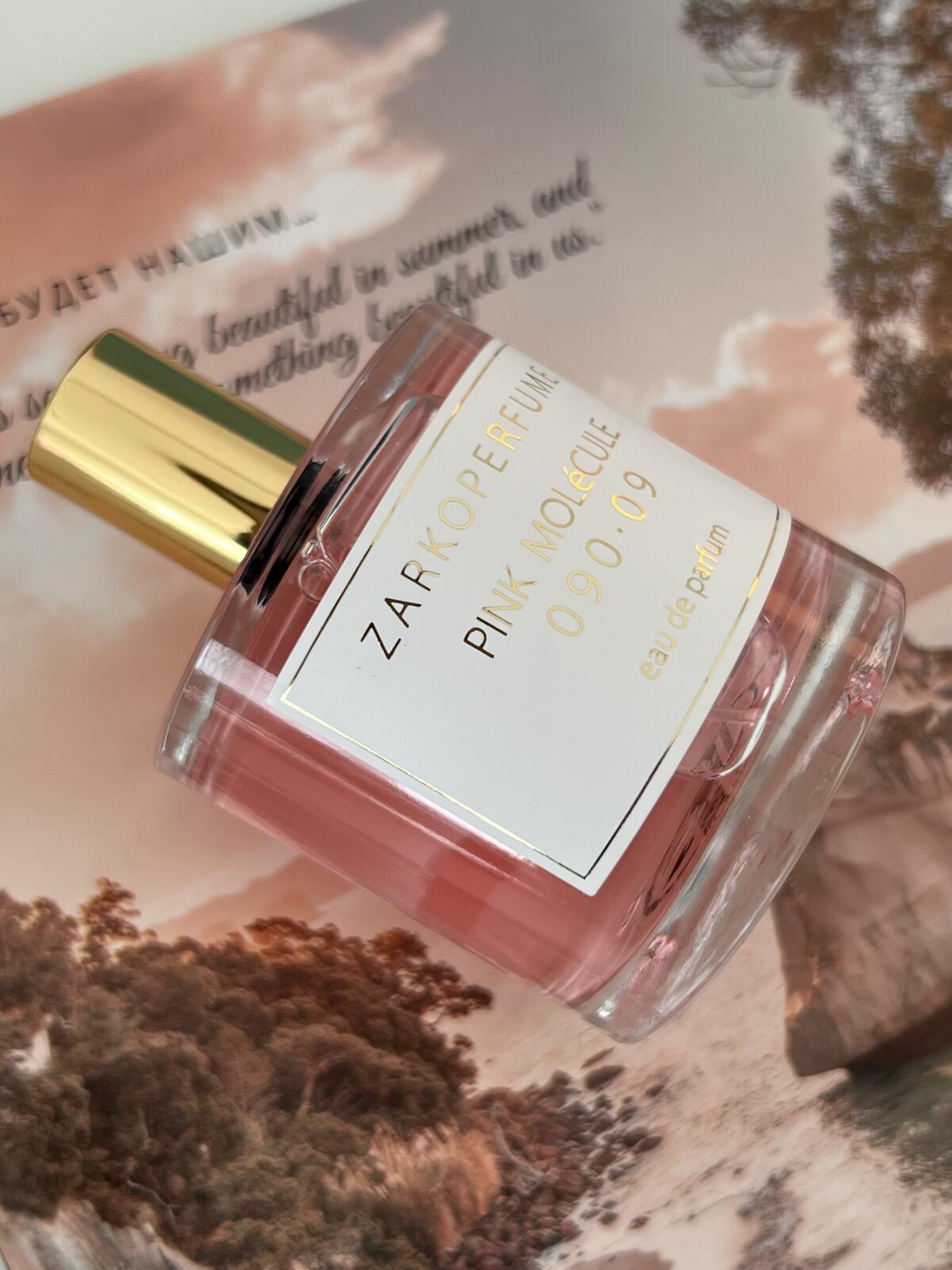 عطر ادکلن پینک مولکول ۰۹۰.۰۹ زارکوپرفیوم - PINK MOLéCULE 090.09 ZARKOPERFUME - بررسی، قیمت و خرید