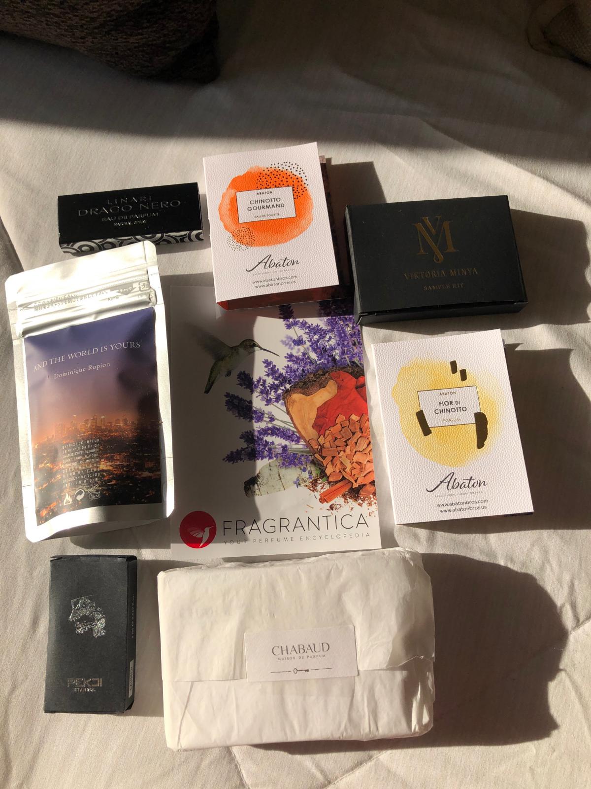 عطر ادکلن اند د ورد ایز یورز وات وی دو ایز سیکرت - And The World Is Yours What We Do Is Secret - بررسی، قیمت و خرید