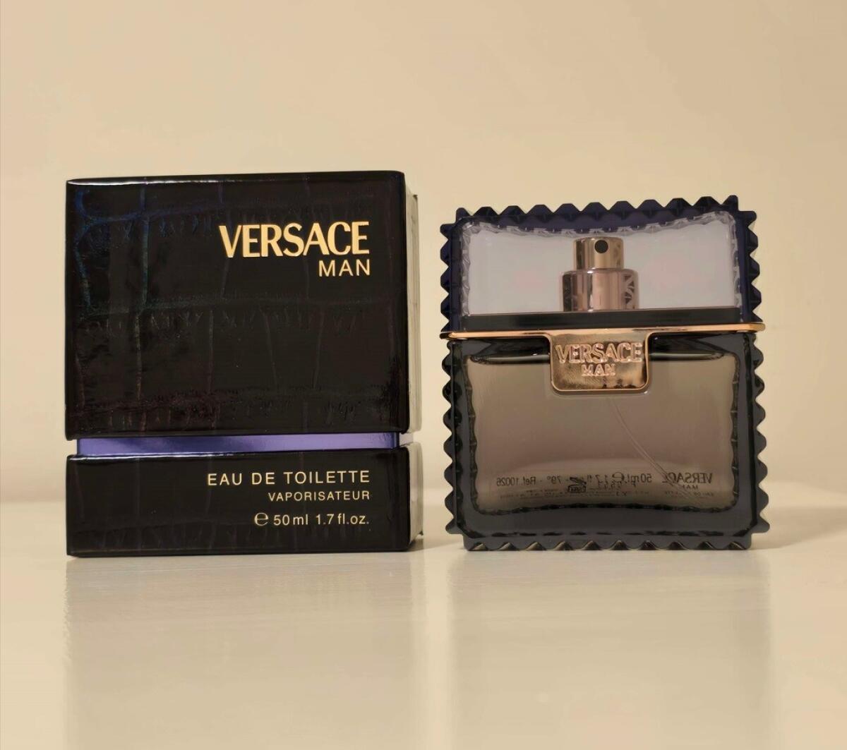 عطر ادکلن ورساج من ورساچه - Versace Man Versace - بررسی، قیمت و خرید