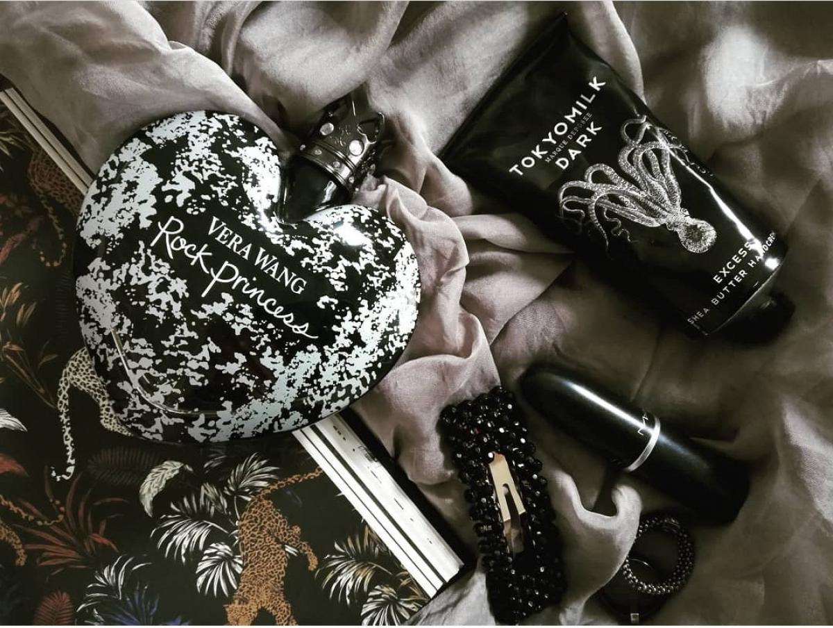 عطر ادکلن راک پرینسس ورا ونگ - Rock Princess Vera Wang - بررسی، قیمت و خرید