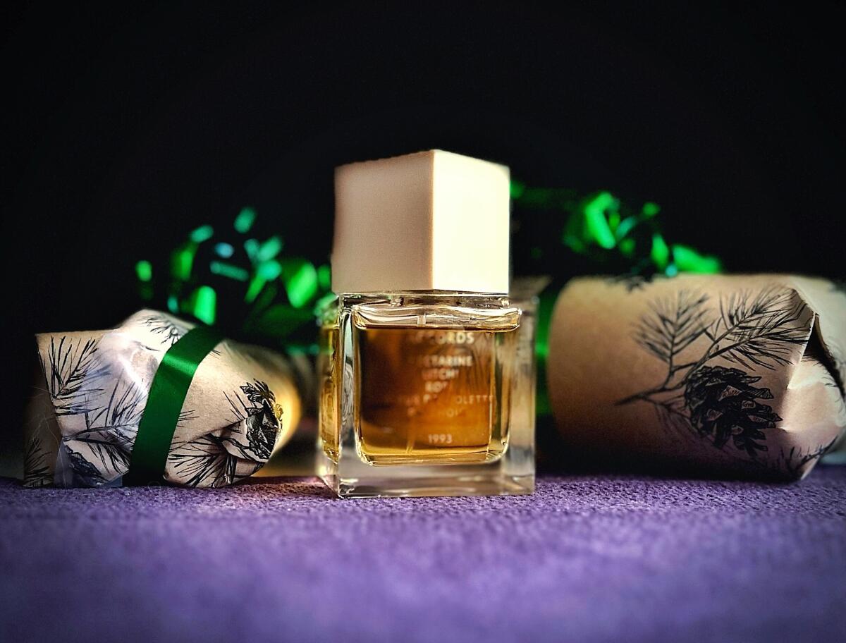 عطر ادکلن لا کالکشن ایورِس ایو سن لوران - La Collection Yvresse Yves Saint Laurent - بررسی، قیمت و خرید