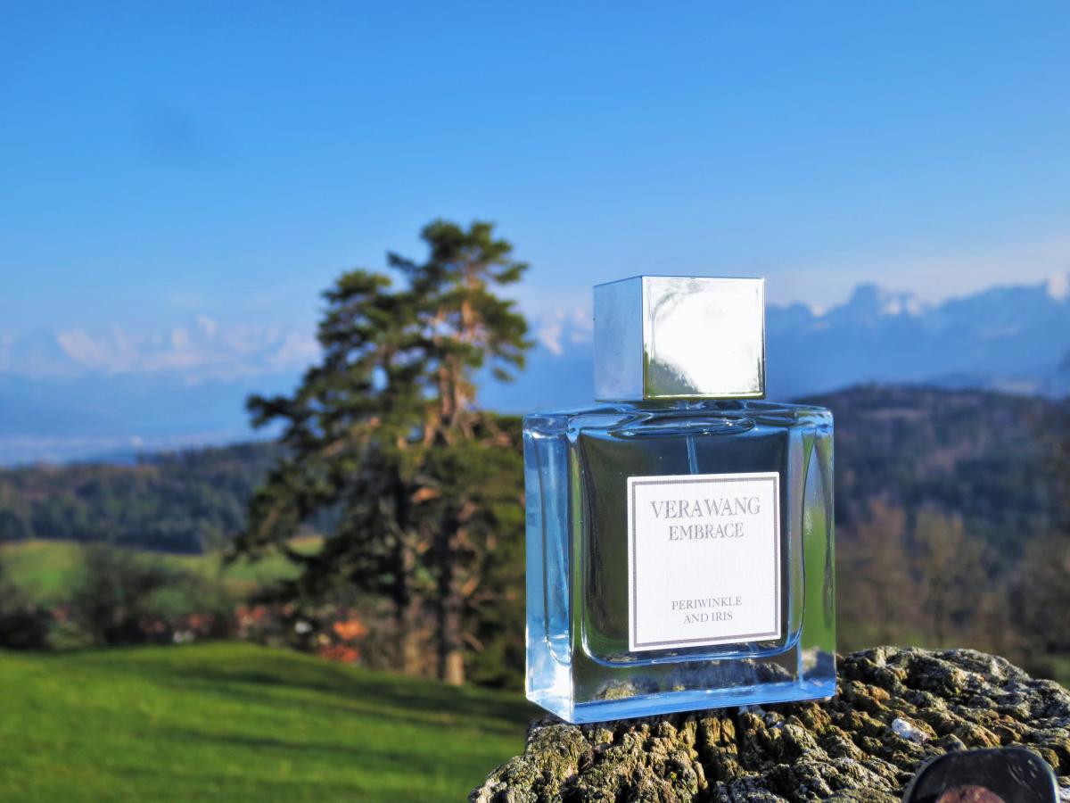 عطر ادکلن امبریس پری وینکل اند آیریس ویرا ونگ - Embrace Periwinkle & Iris Vera Wang - بررسی، قیمت و خرید