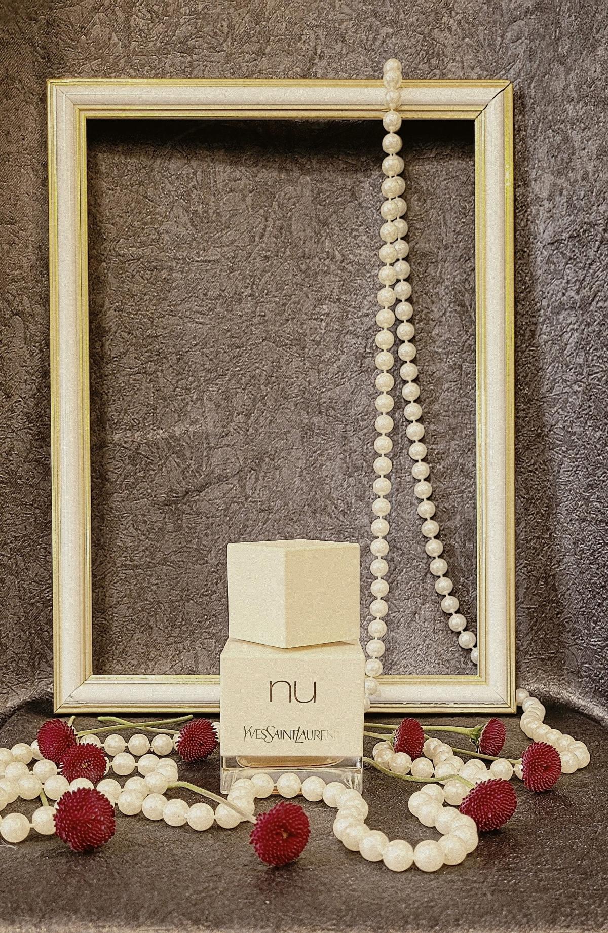 عطر ادکلن لا کالکشن نو ایو سن لوران - La Collection Nu Yves Saint Laurent - بررسی، قیمت و خرید