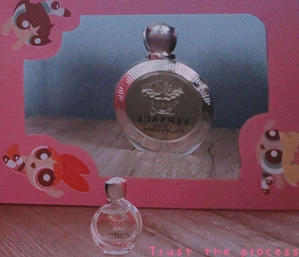عطر ادکلن اِروس پُر فِم او د توالت ورساچه - Eros Pour Femme Eau de Toilette Versace - بررسی، قیمت و خرید