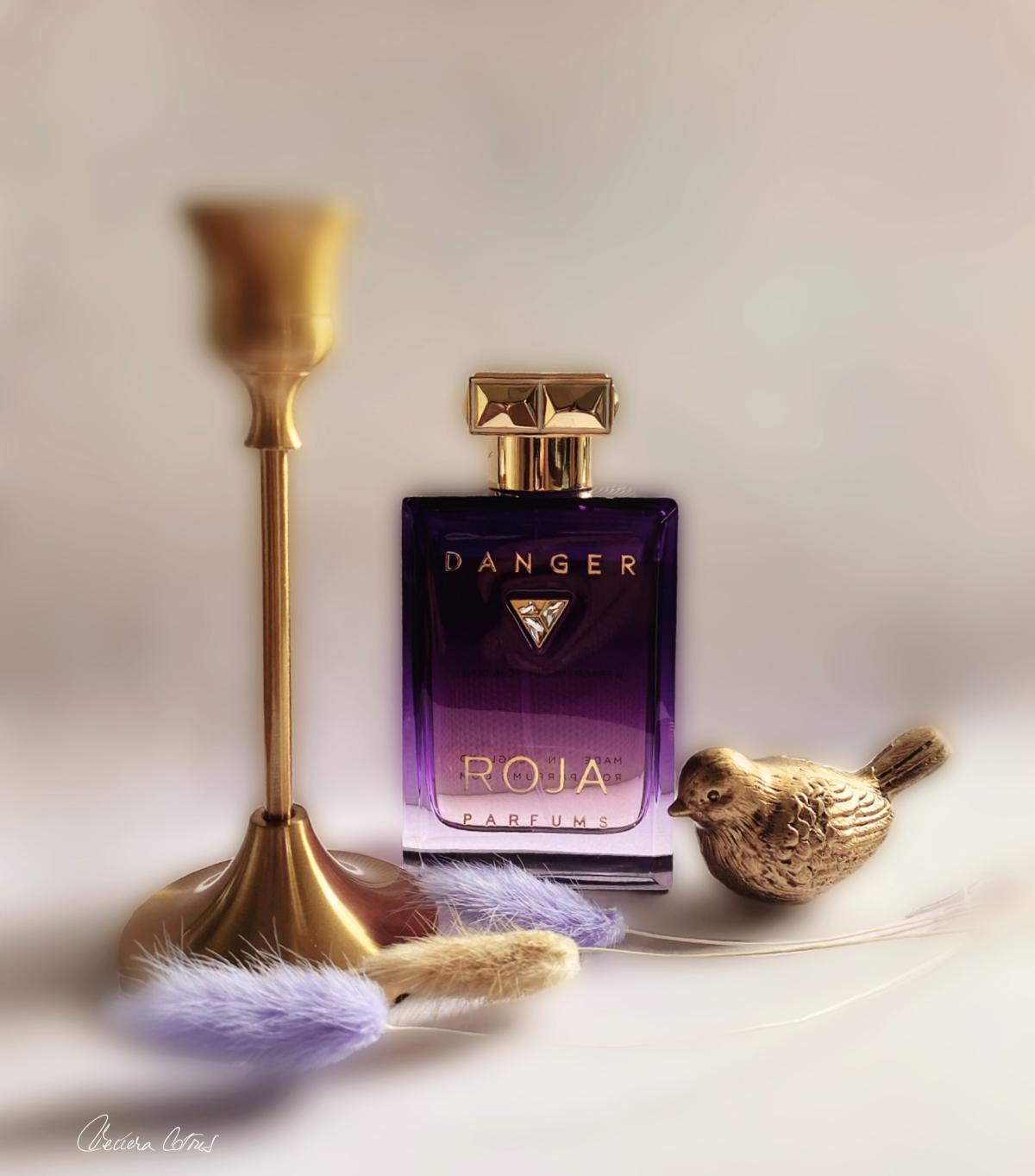 عطر ادکلن دنجر پور فم اسنس د پارفوم روجا داو - Danger Pour Femme Essence De Parfum Roja Dove - بررسی، قیمت و خرید