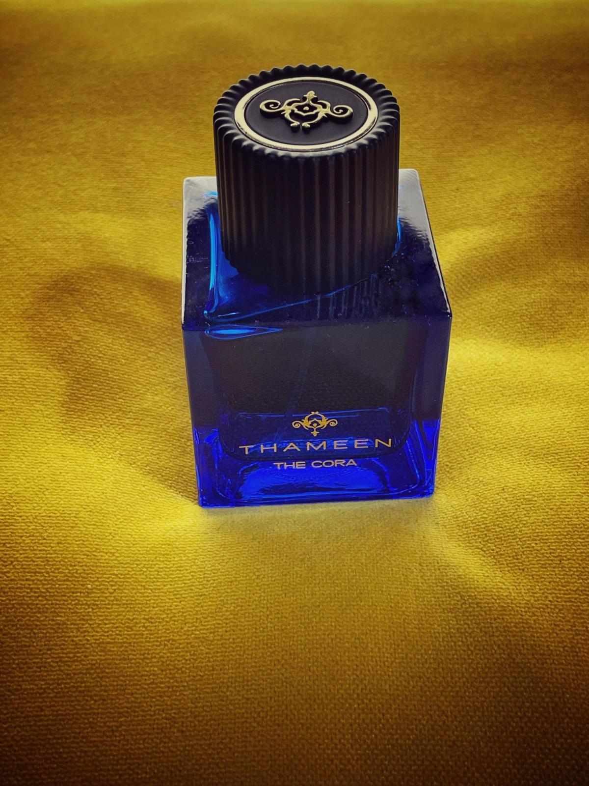 عطر ادکلن ذِ کورا ثَمیـن - The Cora Thameen - بررسی، قیمت و خرید