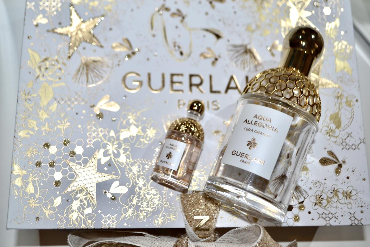 عطر ادکلن آکوا الیگوریا پرا گرانیتا گرلن - Aqua Allegoria Pera Granita Guerlain - بررسی، قیمت و خرید