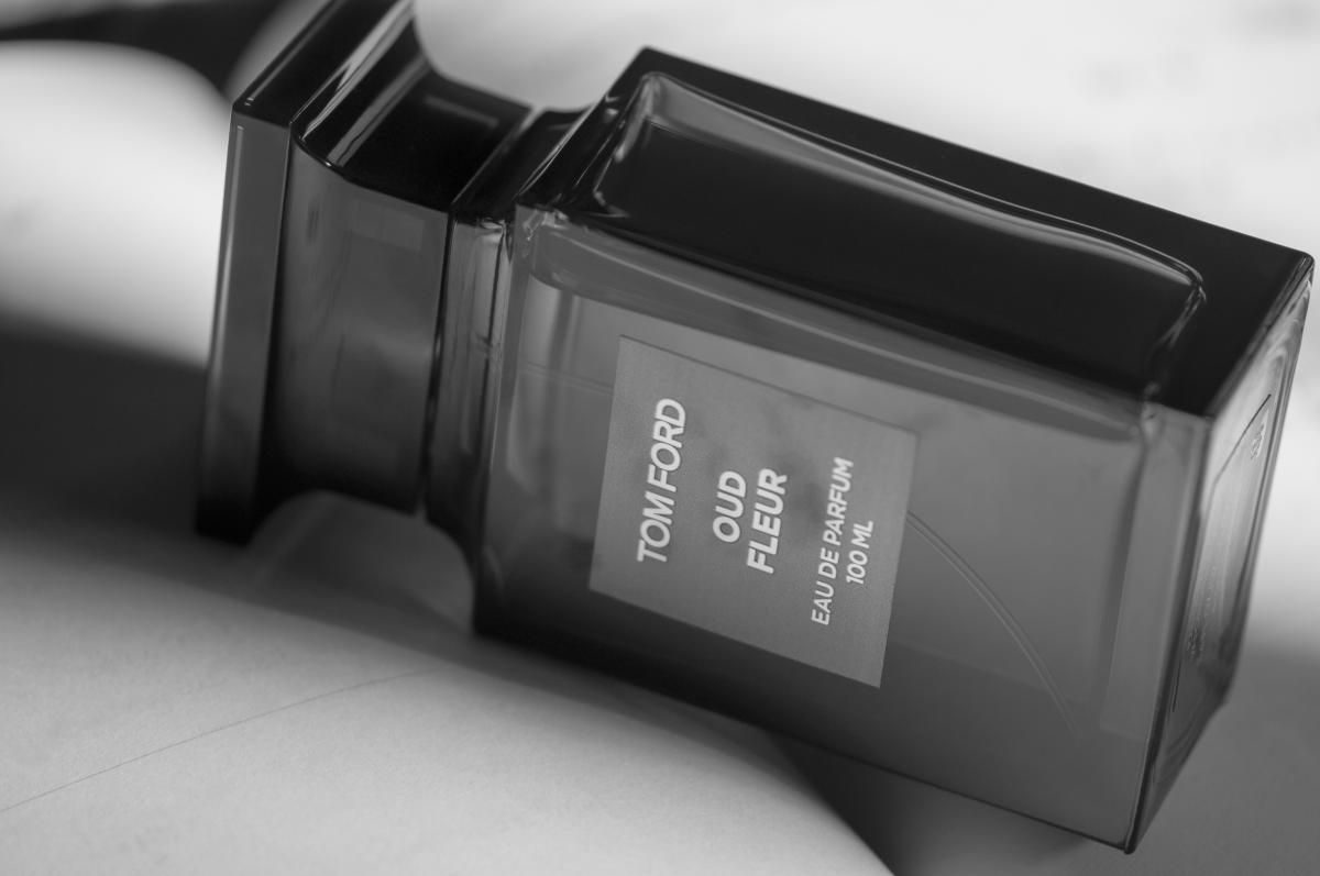 عطر ادکلن عود فلور تام فورد - Oud Fleur Tom Ford - بررسی، قیمت و خرید