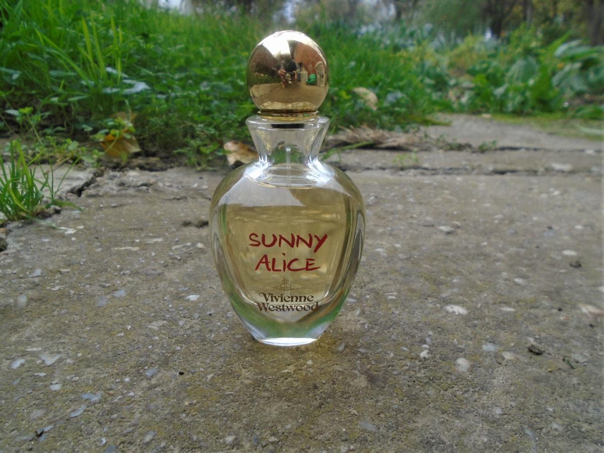 عطر ادکلن سانی آلیس ویوین وستوود - Sunny Alice Vivienne Westwood - بررسی، قیمت و خرید