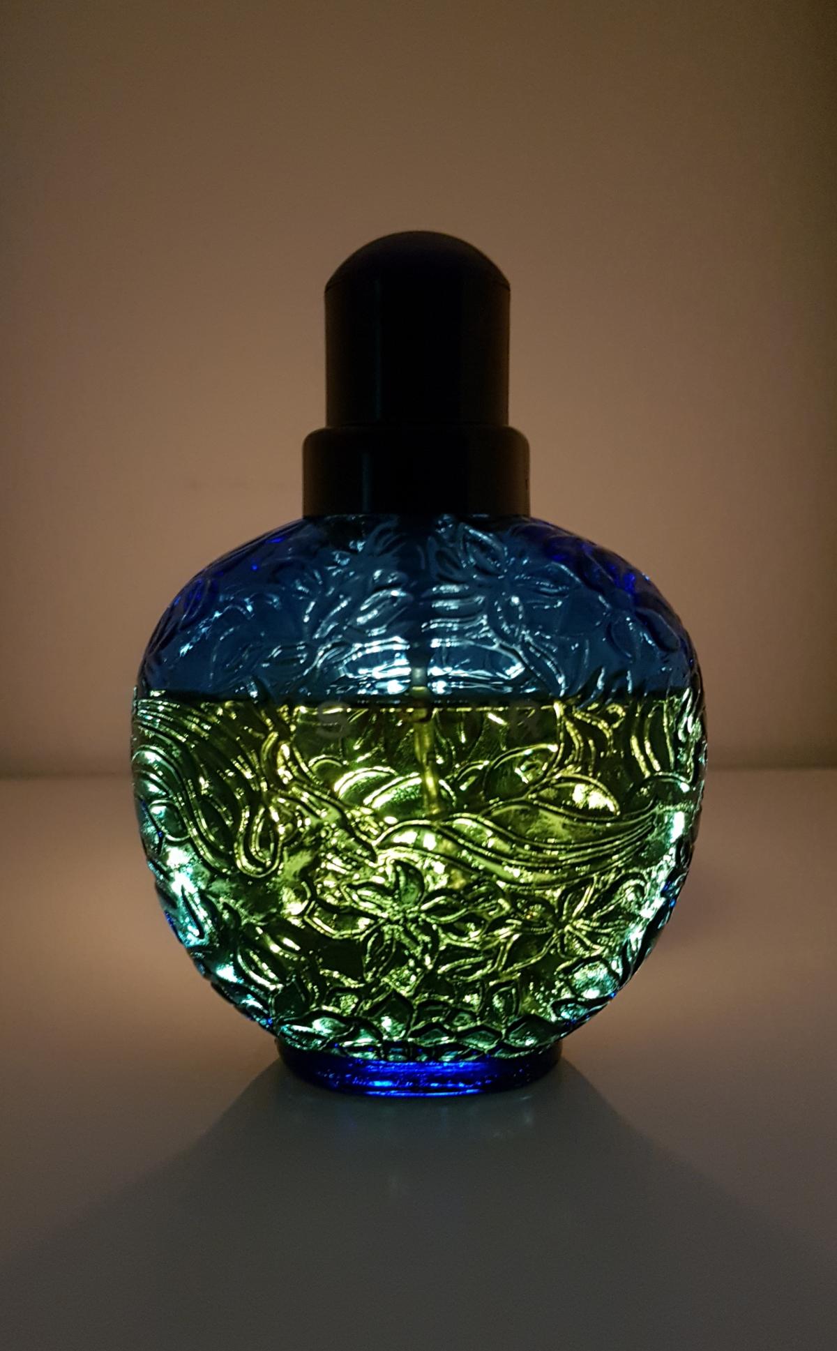 عطر ادکلن وارنز دورینت سفیر اولریک دو وارن - Varens d'Orient Saphir Ulric de Varens - بررسی، قیمت و خرید