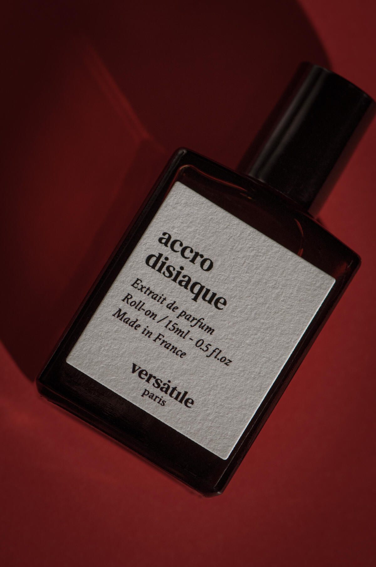 عطر ادکلن آکوردیزیاک ورسای پاریس - Accrodisiaque Versatile Paris - بررسی، قیمت و خرید