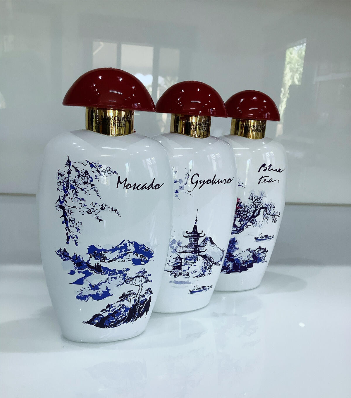 عطر ادکلن بلو تی د مرچنت آو ونیز - Blue Tea The Merchant of Venice - بررسی، قیمت و خرید