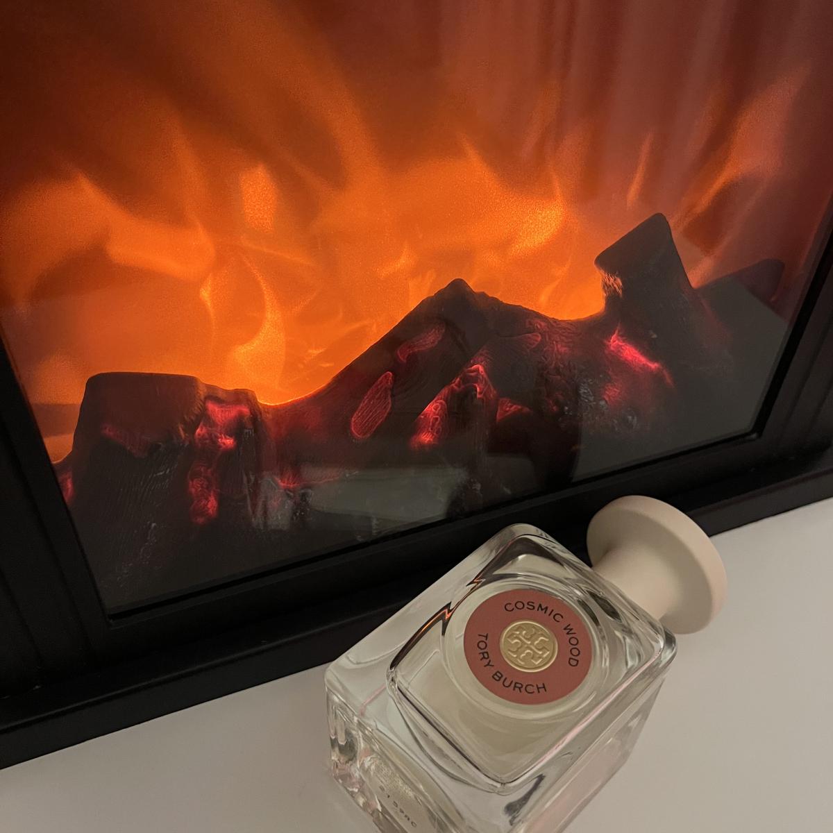 عطر ادکلن کازمیک وود توری برچ - Cosmic Wood Tory Burch - بررسی، قیمت و خرید