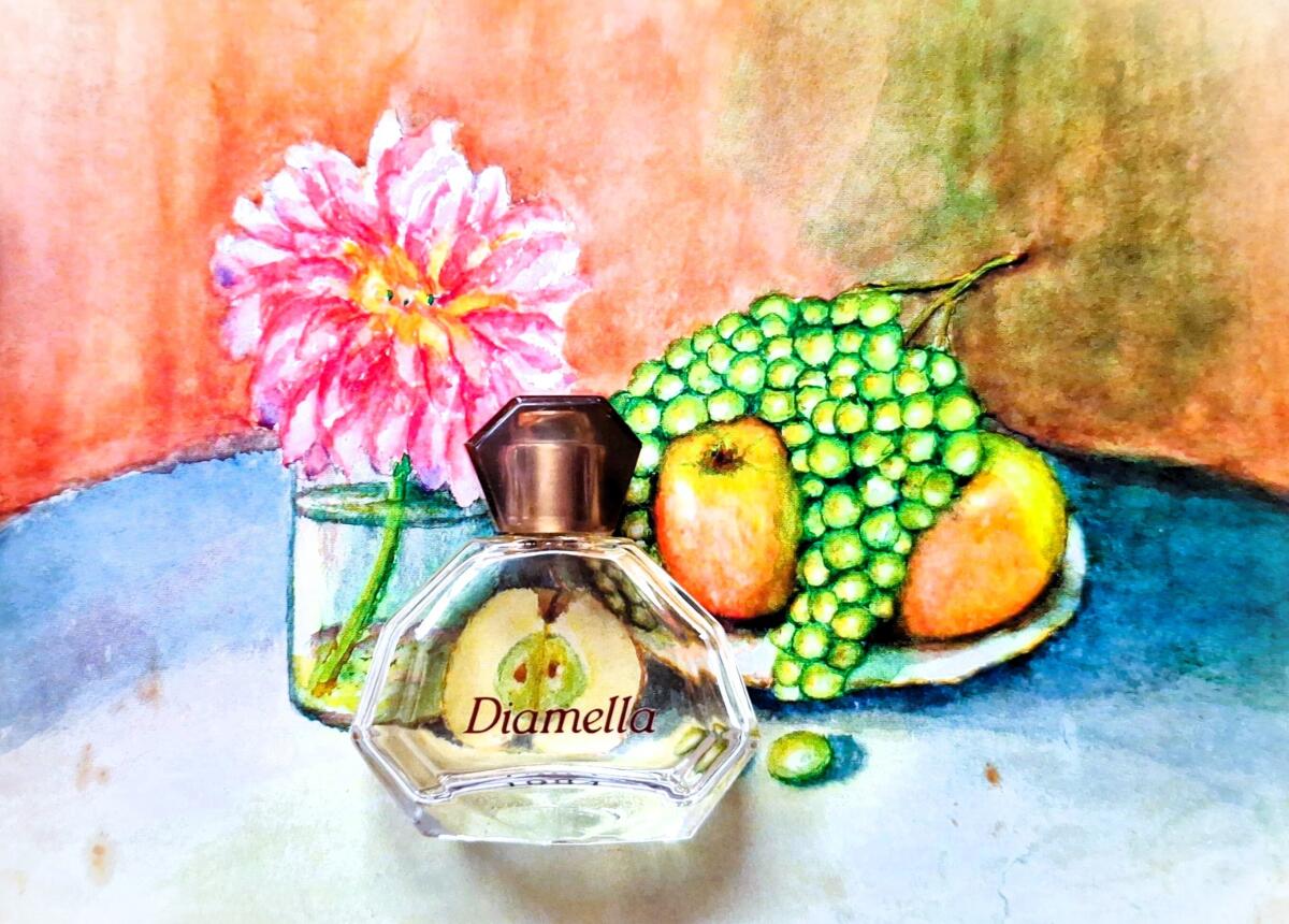 عطر ادکلن دیاملا ایوروشه - Diamella Yves Rocher - بررسی، قیمت و خرید
