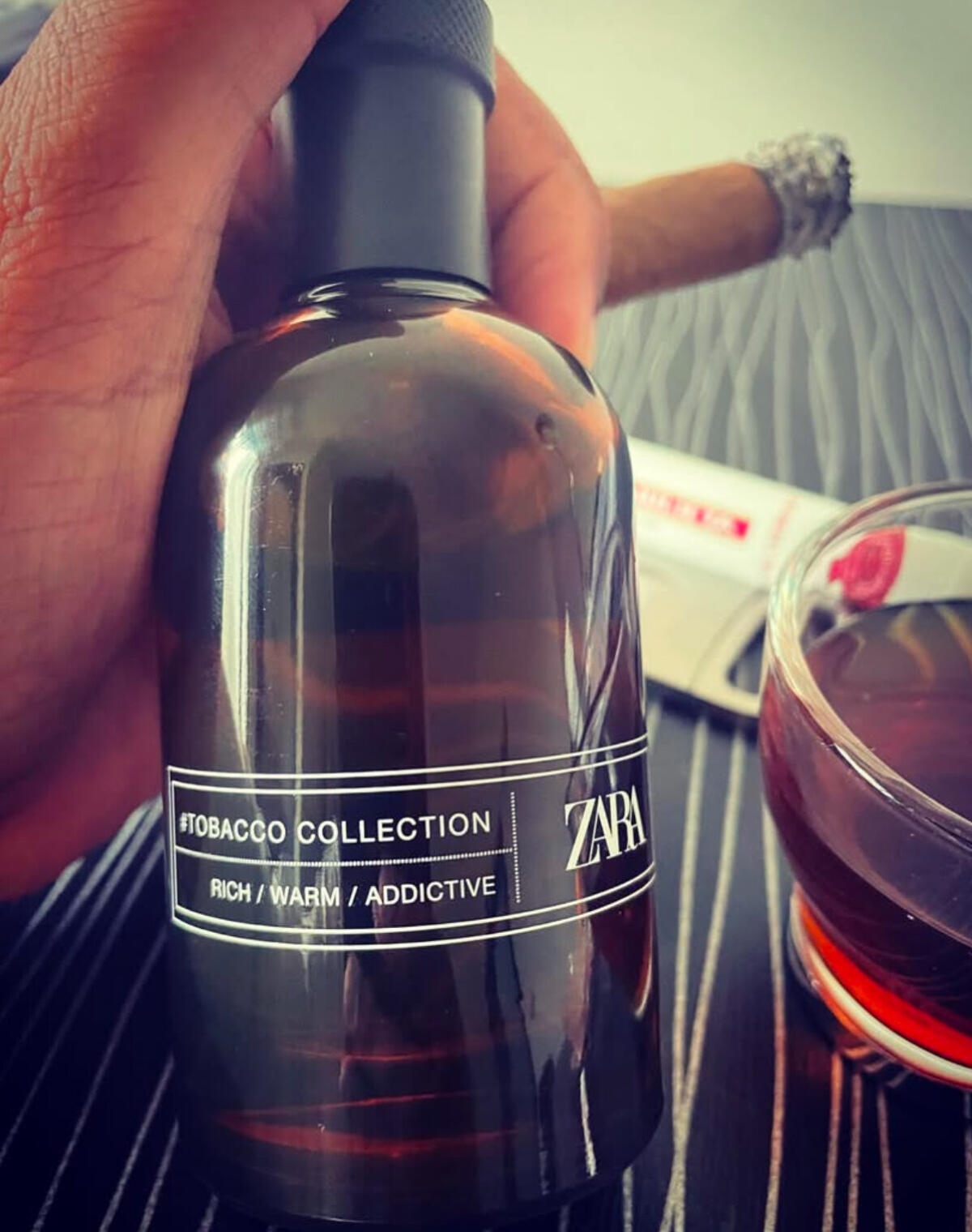 عطر ادکلن توباکو کالکشن ریچ وارم اَدیکتیو ۲۰۲۱ زارا - Tobacco Collection Rich Warm Addictive 2021 Zara - بررسی، قیمت و خرید