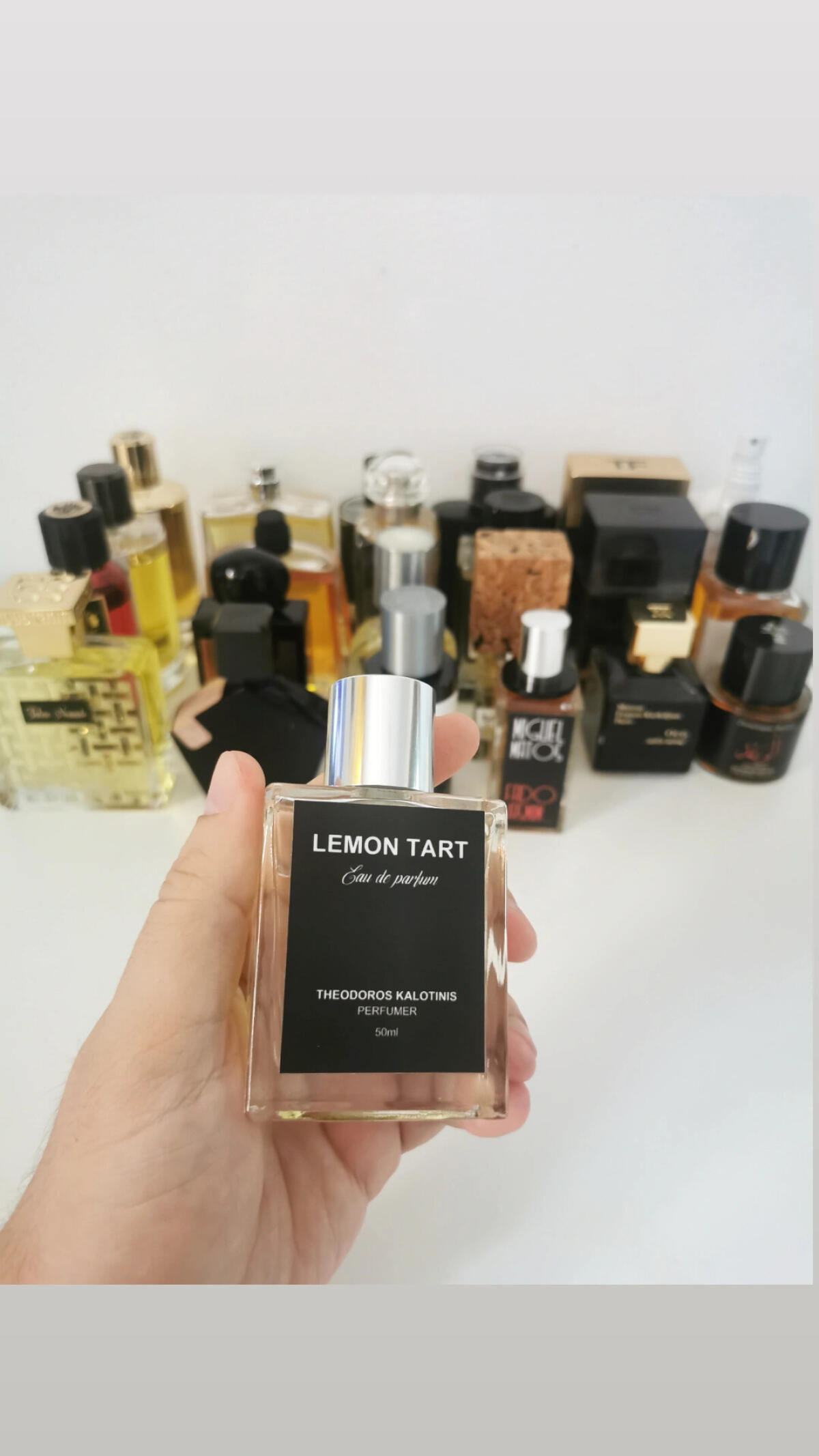 عطر ادکلن لیمون تارت تئودوروس کالوتینیس - Lemon Tart Theodoros Kalotinis - بررسی، قیمت و خرید