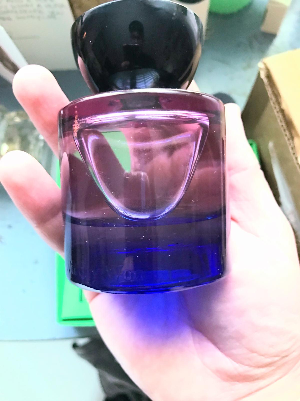عطر ادکلن ویچی وو ویراو - Witchy Woo Vyrao - بررسی، قیمت و خرید