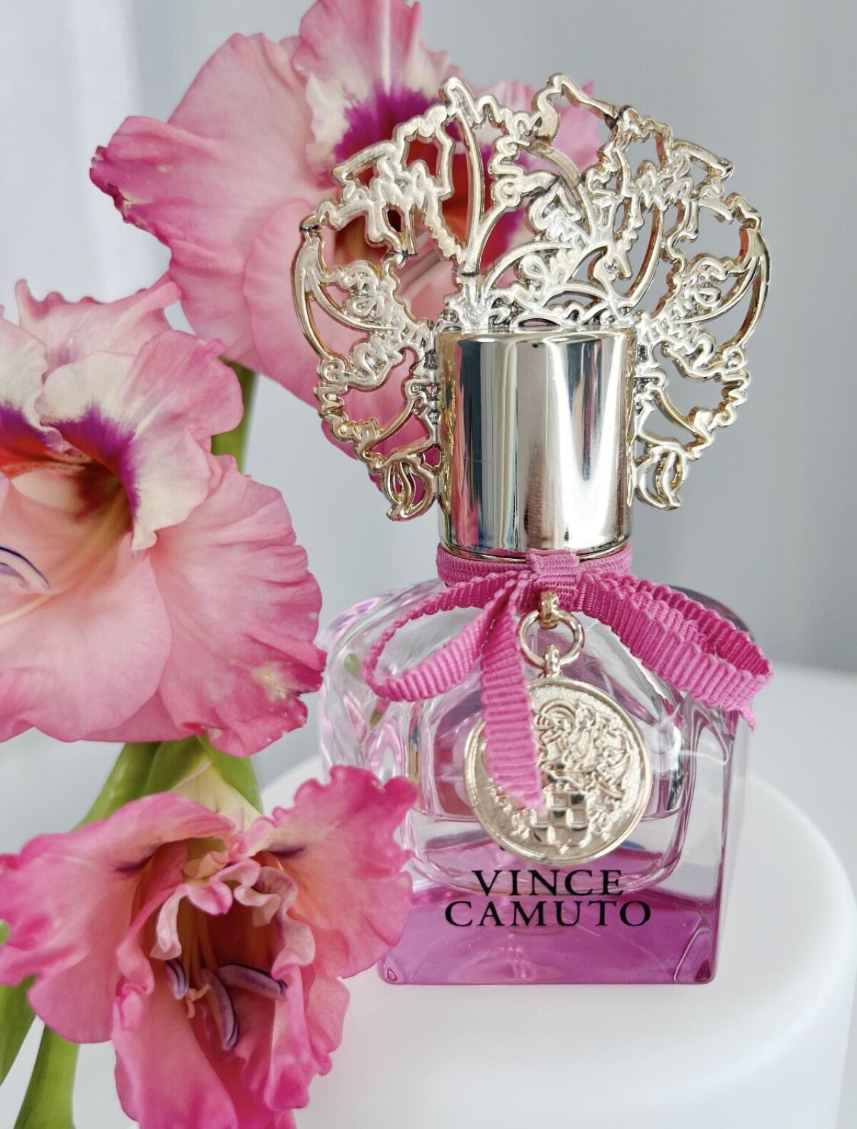 عطر ادکلن چاو ونس کاموتو - Ciao Vince Camuto - بررسی، قیمت و خرید