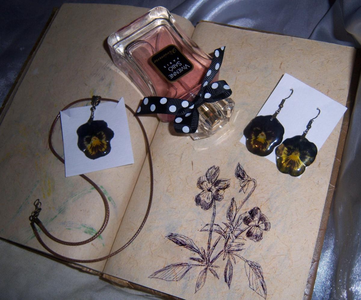 عطر ادکلن ویوین ویوین صابو - Vivienne Vivienne Sabo - بررسی، قیمت و خرید