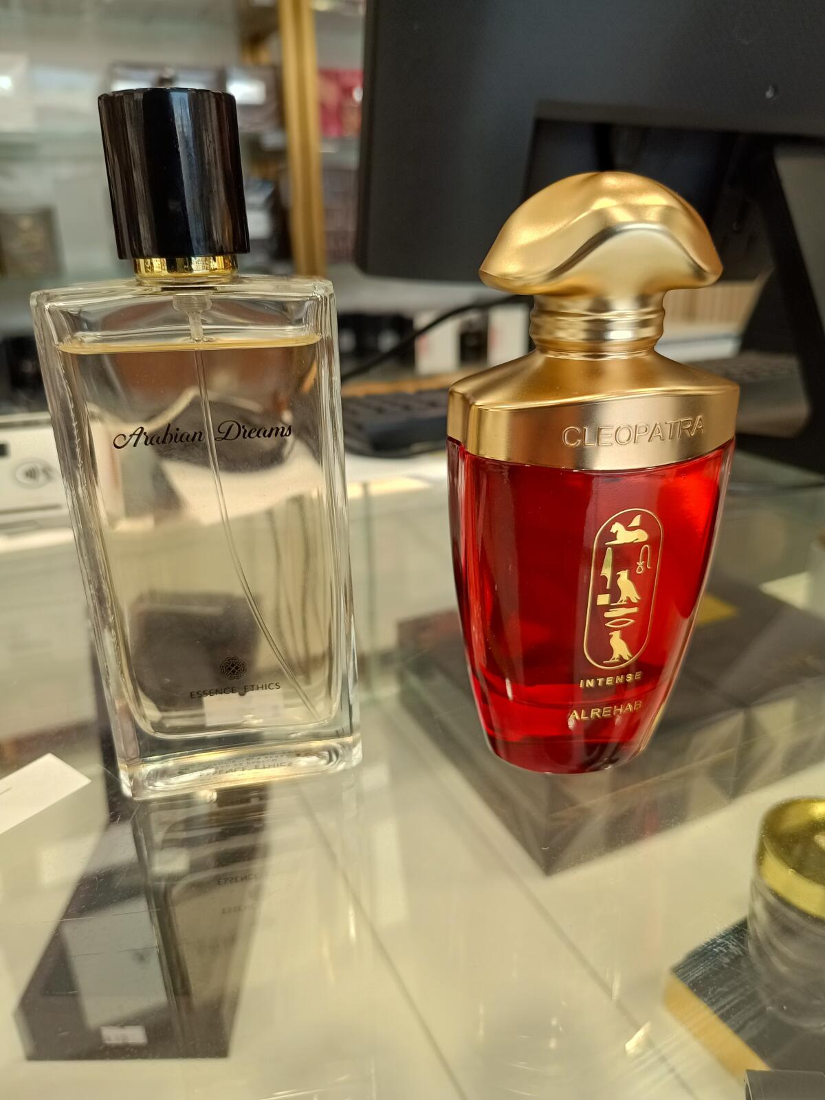 عطر ادکلن عربیَن دریمز اسنس اثیکس - Arabian Dreams Essence Ethics - بررسی، قیمت و خرید