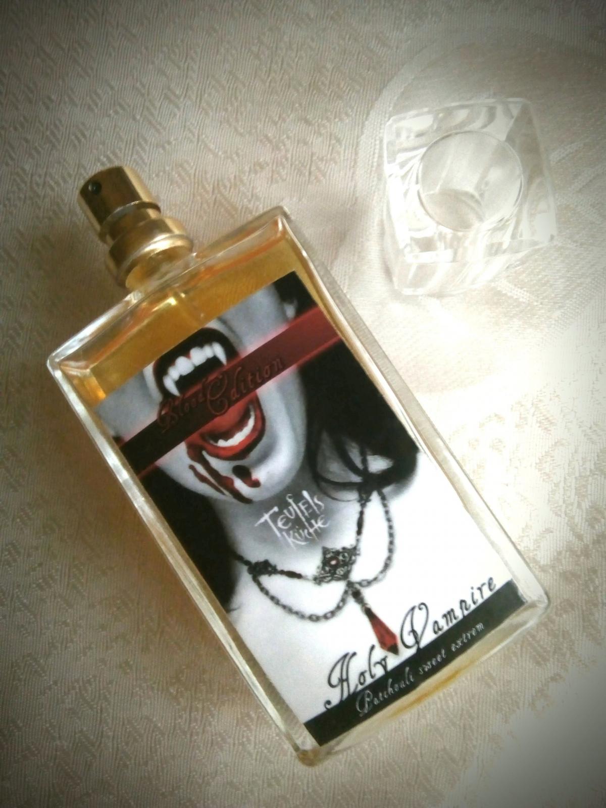 عطر ادکلن بلاد اديشن - هولی ومپاير تویفلز کوخه - Blood Edition - Holy Vampire Teufels Kuche - بررسی، قیمت و خرید