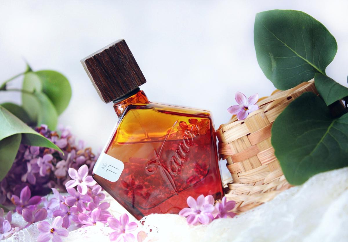 عطر ادکلن کاریلون پور آن آنژ تاور پرفیومز - Carillon pour un ange Tauer Perfumes - بررسی، قیمت و خرید