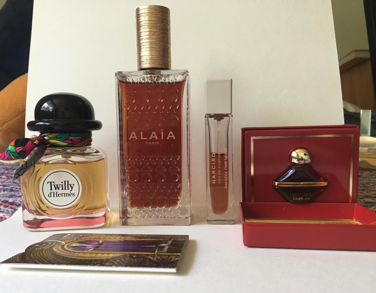 عطر ادکلن فلاور بامب رز اکسپلوزن ویکتور اند رولف - Flowerbomb Rose Explosion Viktor&Rolf - بررسی، قیمت و خرید