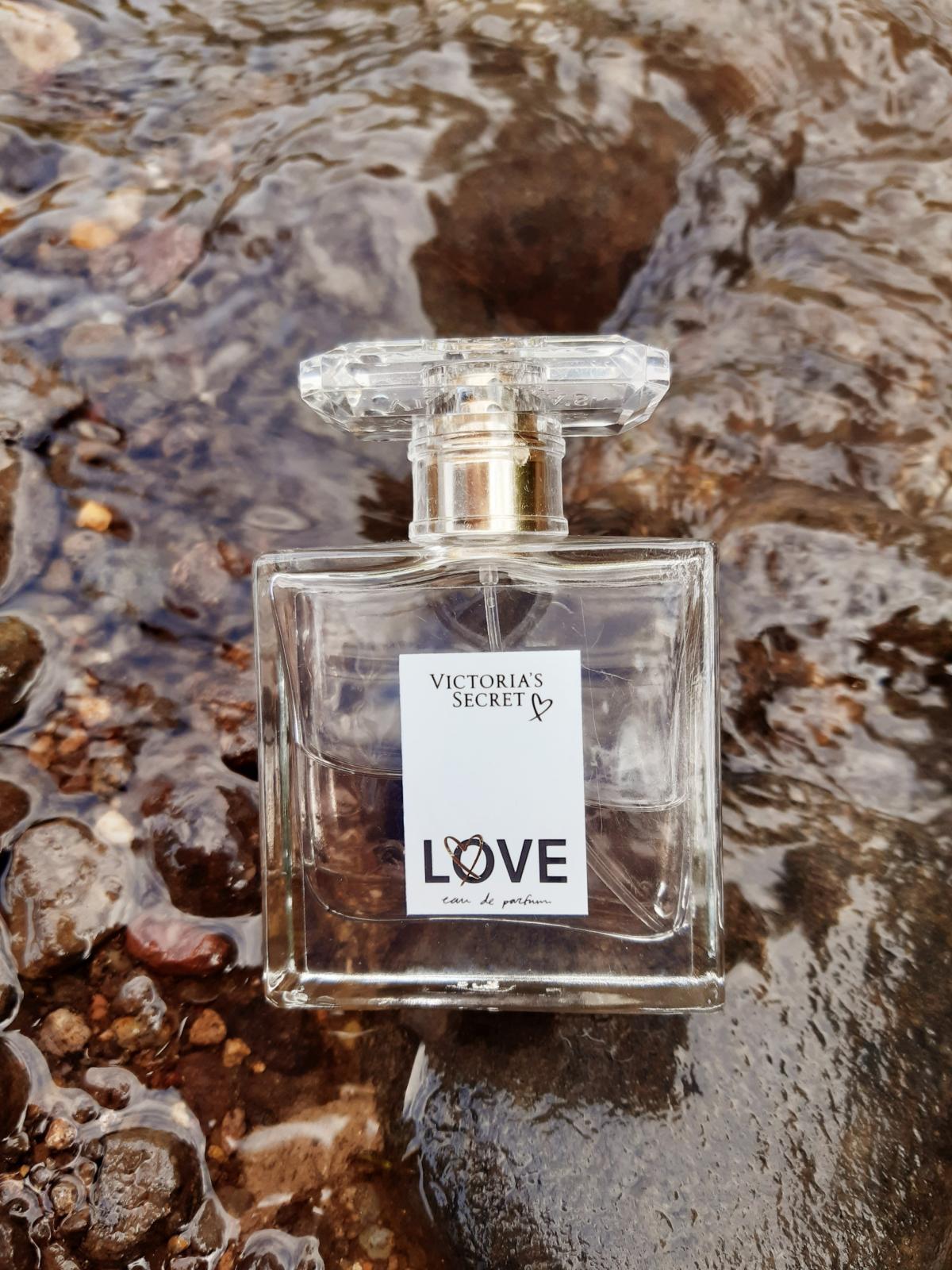 عطر ادکلن لو ادو پارفوم ویکتوریا سکرت - Love Eau de Parfum Victoria's Secret - بررسی، قیمت و خرید