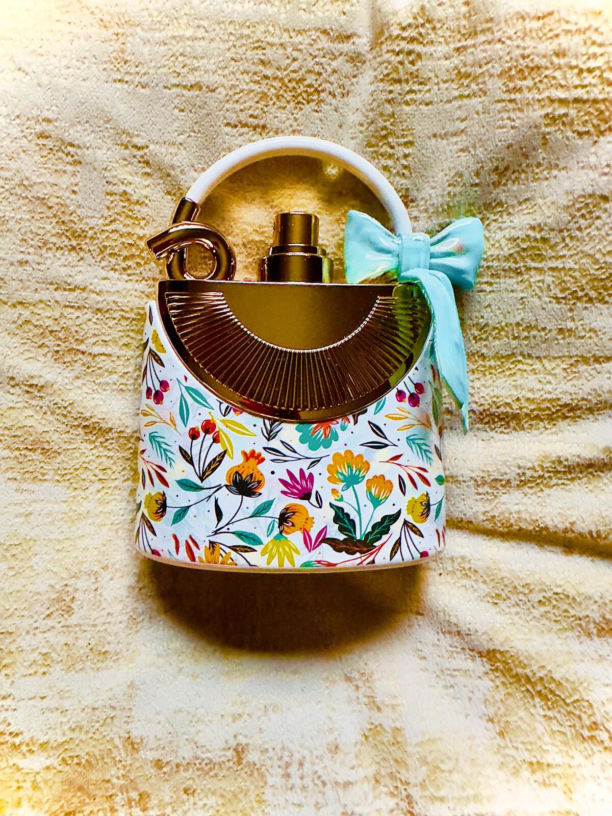 عطر ادکلن نودو اگزاتیک فلاورز فراگرنس ورد - Nudo Exotic Flowers Fragrance World - بررسی، قیمت و خرید
