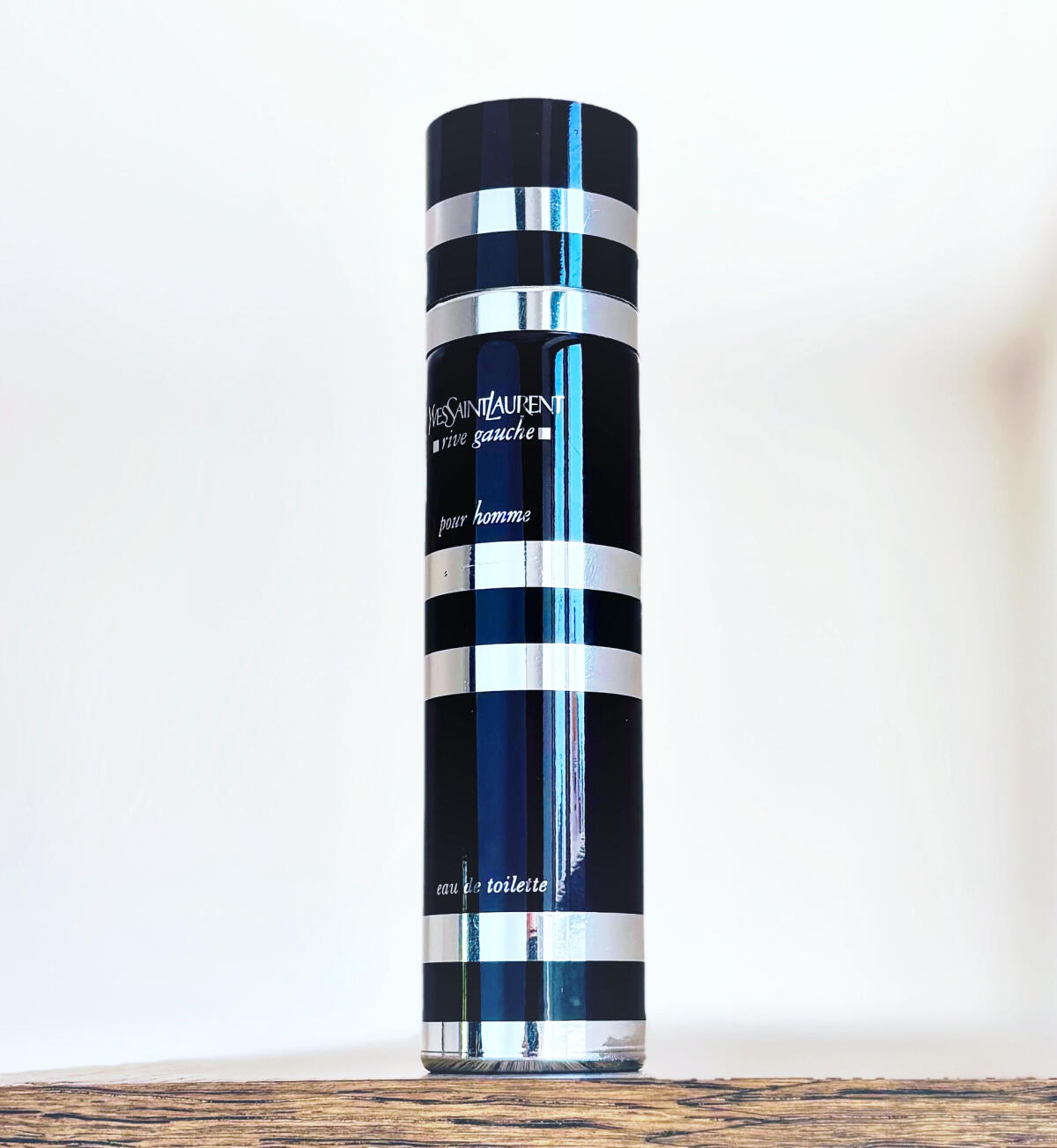 عطر ادکلن ریو گوچ پور هوم ایو سن لورن - Rive Gauche pour Homme Yves Saint Laurent - بررسی، قیمت و خرید