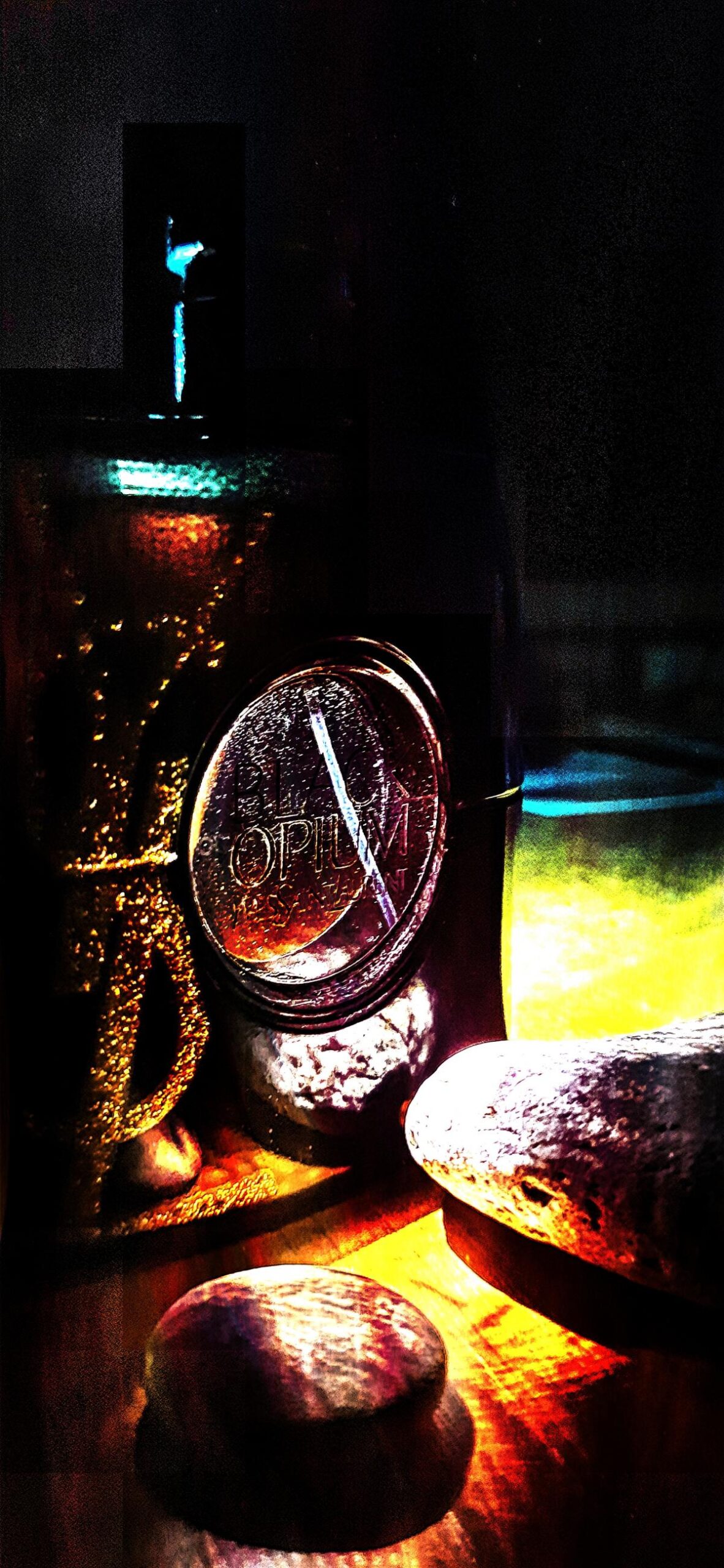 عطر ادکلن بلک اوپیوم گلد اتراکشن ادیشن ایو سن لوران - Black Opium Gold Attraction Edition Yves Saint Laurent - بررسی، قیمت و خرید