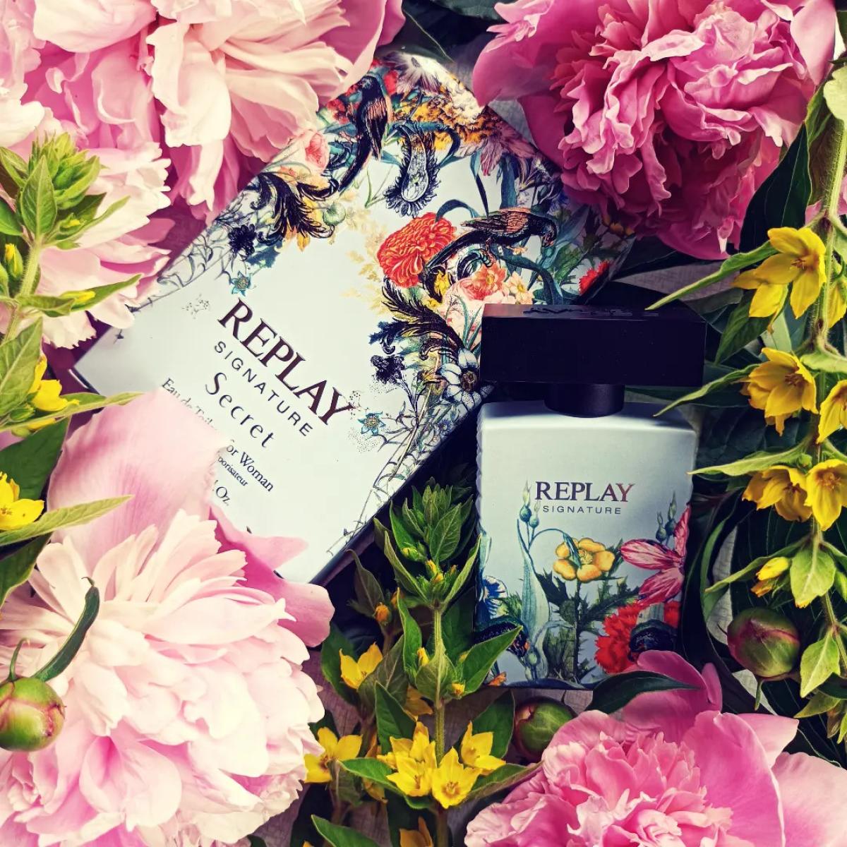 عطر ادکلن ریپلای سیگنچر سیکرت ری‌پلی - Replay Signature Secret Replay - بررسی، قیمت و خرید