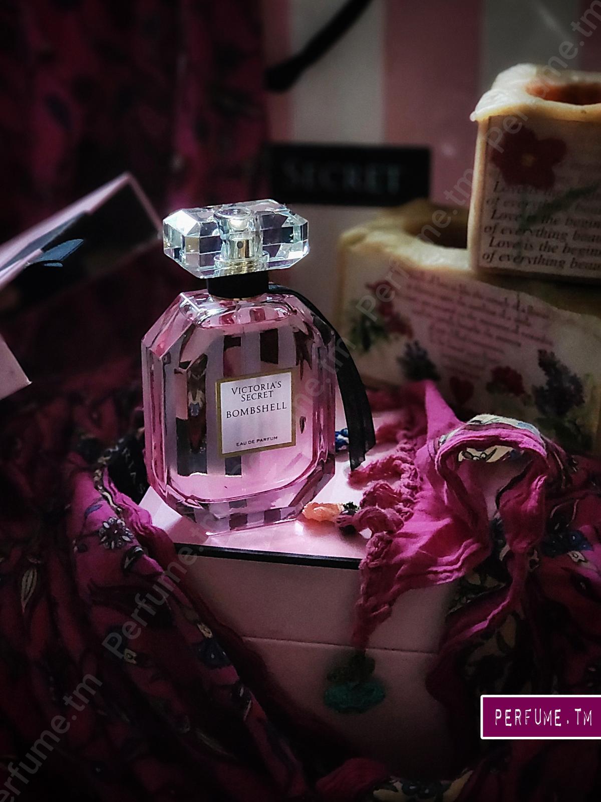 عطر ادکلن بامشل ادو پرفیوم ویکتوریا سیکرت - Bombshell Eau de Parfum Victoria's Secret - بررسی، قیمت و خرید
