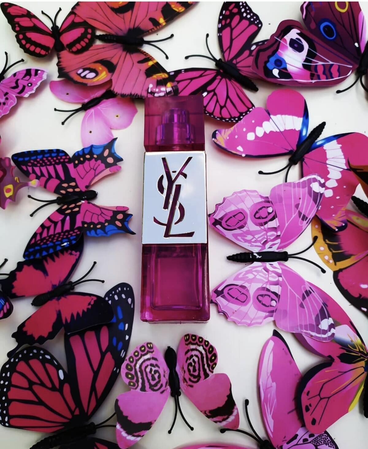 عطر ادکلن اِل ایو سن لوران - Elle Yves Saint Laurent - بررسی، قیمت و خرید