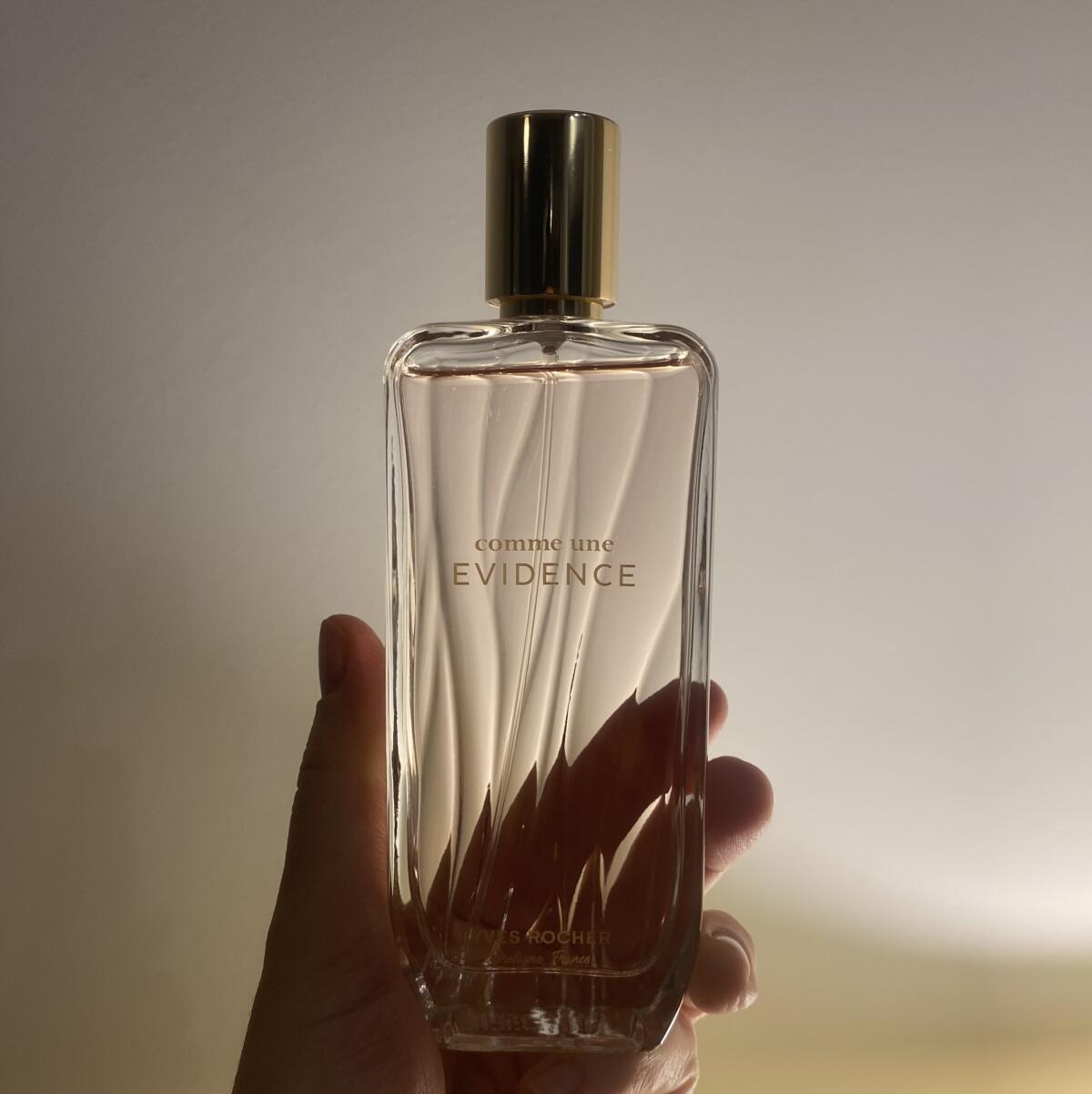 عطر ادکلن کامن اویدانس ایو روشه - Comme une Evidence Yves Rocher - بررسی، قیمت و خرید
