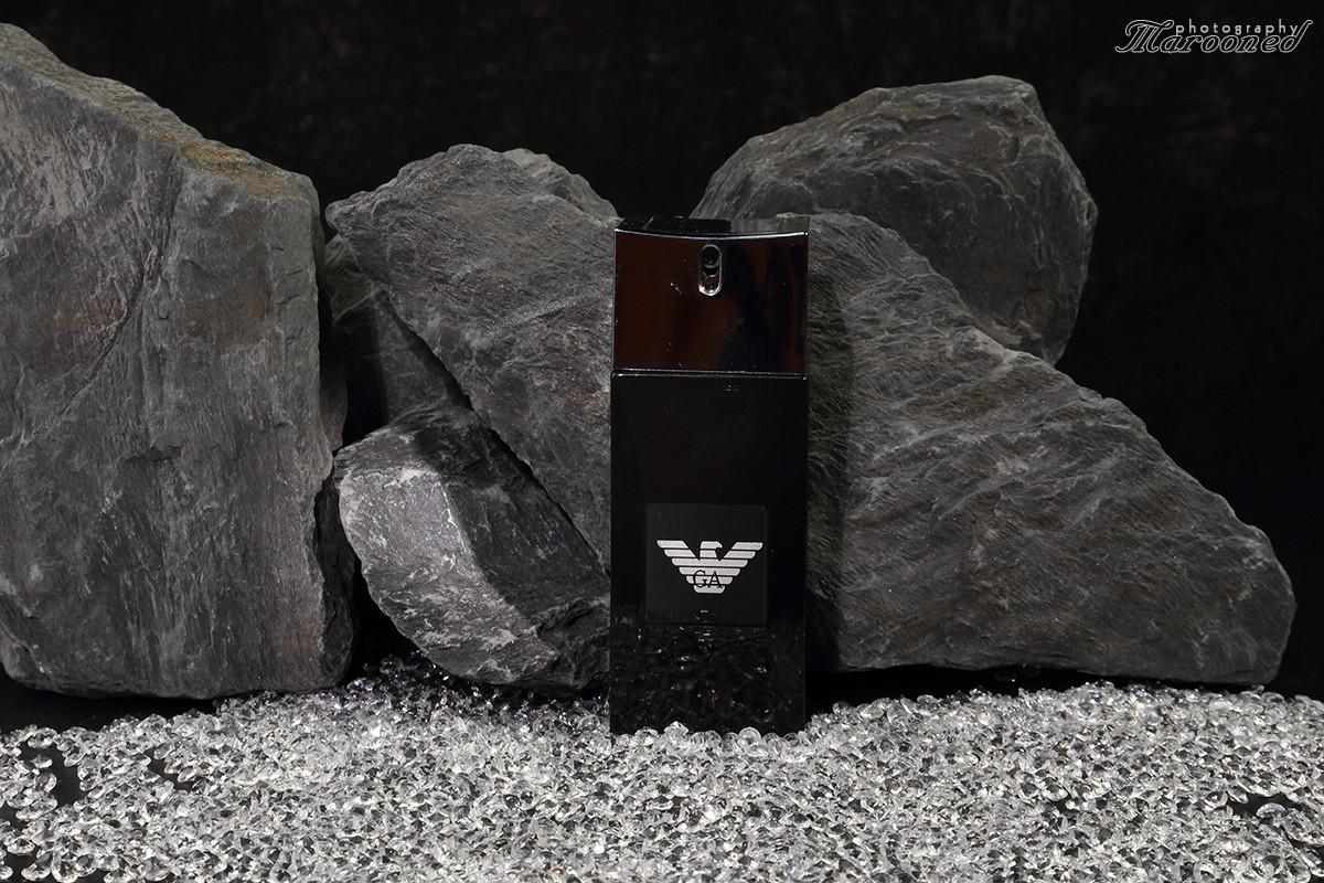 عطر ادکلن امپوریو آرمانی دیاموندز بلک کارات فور هیم جورجیو آرمانی - Emporio Armani Diamonds Black Carat for Him Giorgio Armani - بررسی، قیمت و خرید