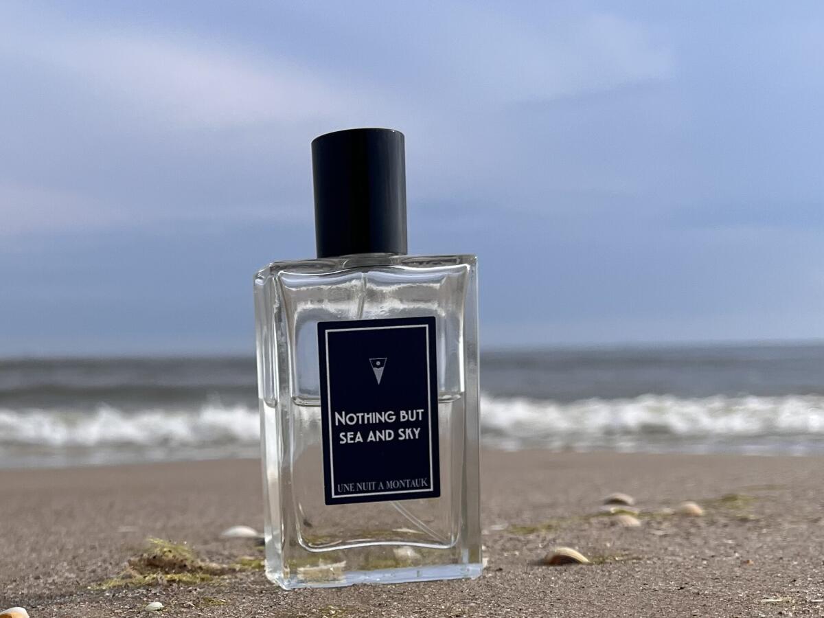 عطر ادکلن ناثینگ بات سی اند اسکای اونه نویت نوماد - Nothing but Sea and Sky Une Nuit Nomade - بررسی، قیمت و خرید