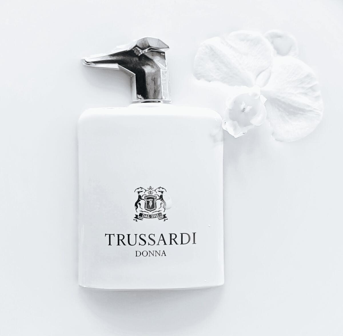 عطر ادکلن ترساردی دونا ادو پرفیوم اینتنس تروساردی - Trussardi Donna Eau de Parfum Intense Trussardi - بررسی، قیمت و خرید