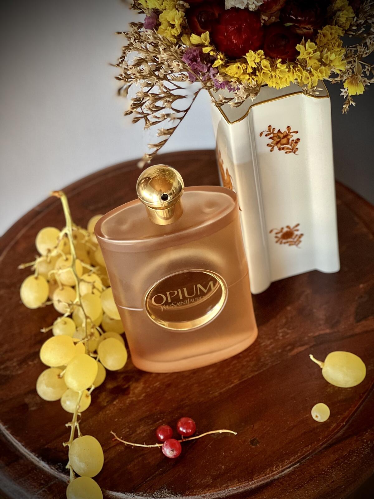 عطر ادکلن اوپیوم وپغ د پغفم ایو سن لوران - Opium Vapeurs de Parfum Yves Saint Laurent - بررسی، قیمت و خرید