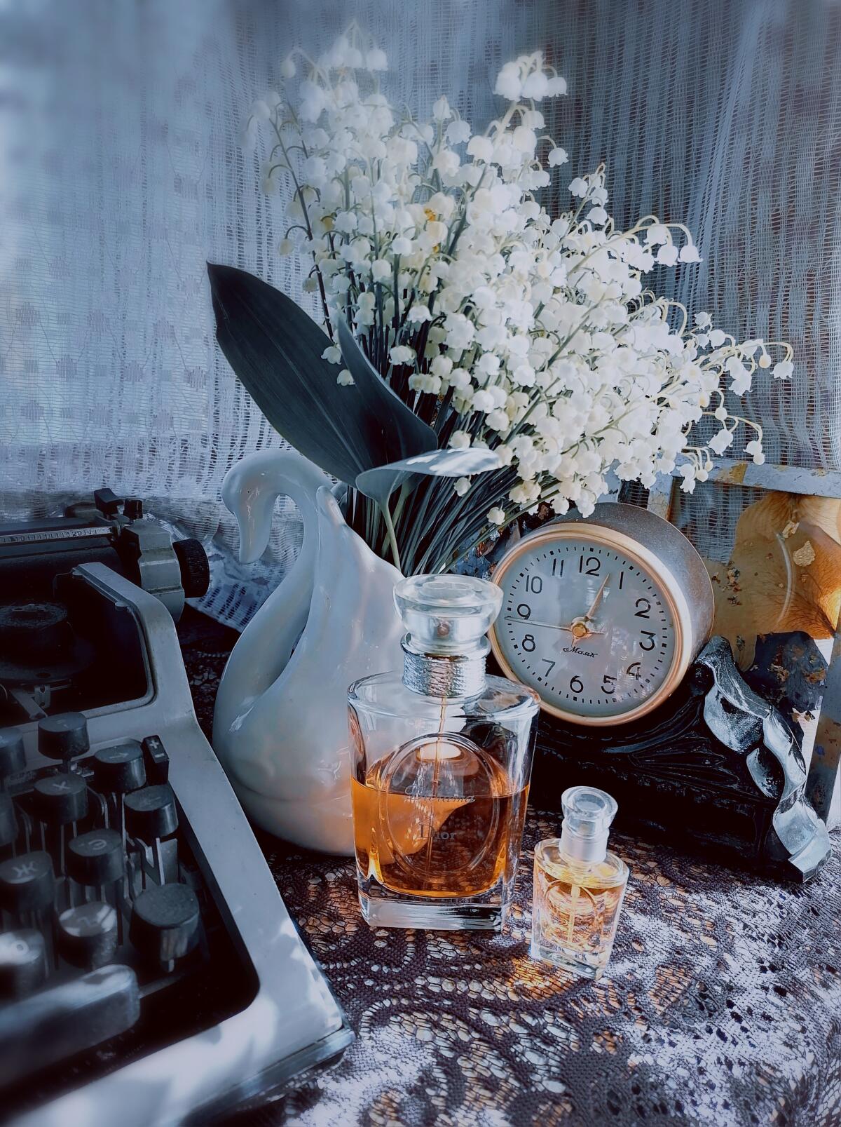 عطر ادکلن ل کریاسیون د مسیو دیور دیوریسیمو او دو توالت دیور - Les Creations de Monsieur Dior Diorissimo Eau de Toilette Dior - بررسی، قیمت و خرید