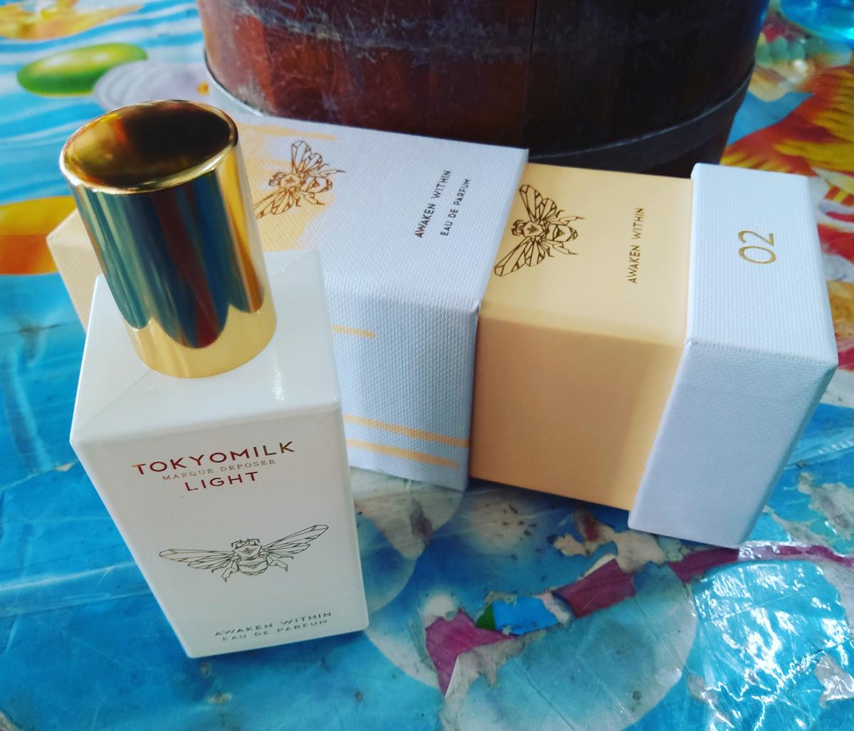 عطر ادکلن اواکِن ویتین نامبر دو توکیو میلک پرفیومری کویوریوسیتی - Awaken Within No. 02 Tokyo Milk Parfumerie Curiosite - بررسی، قیمت و خرید
