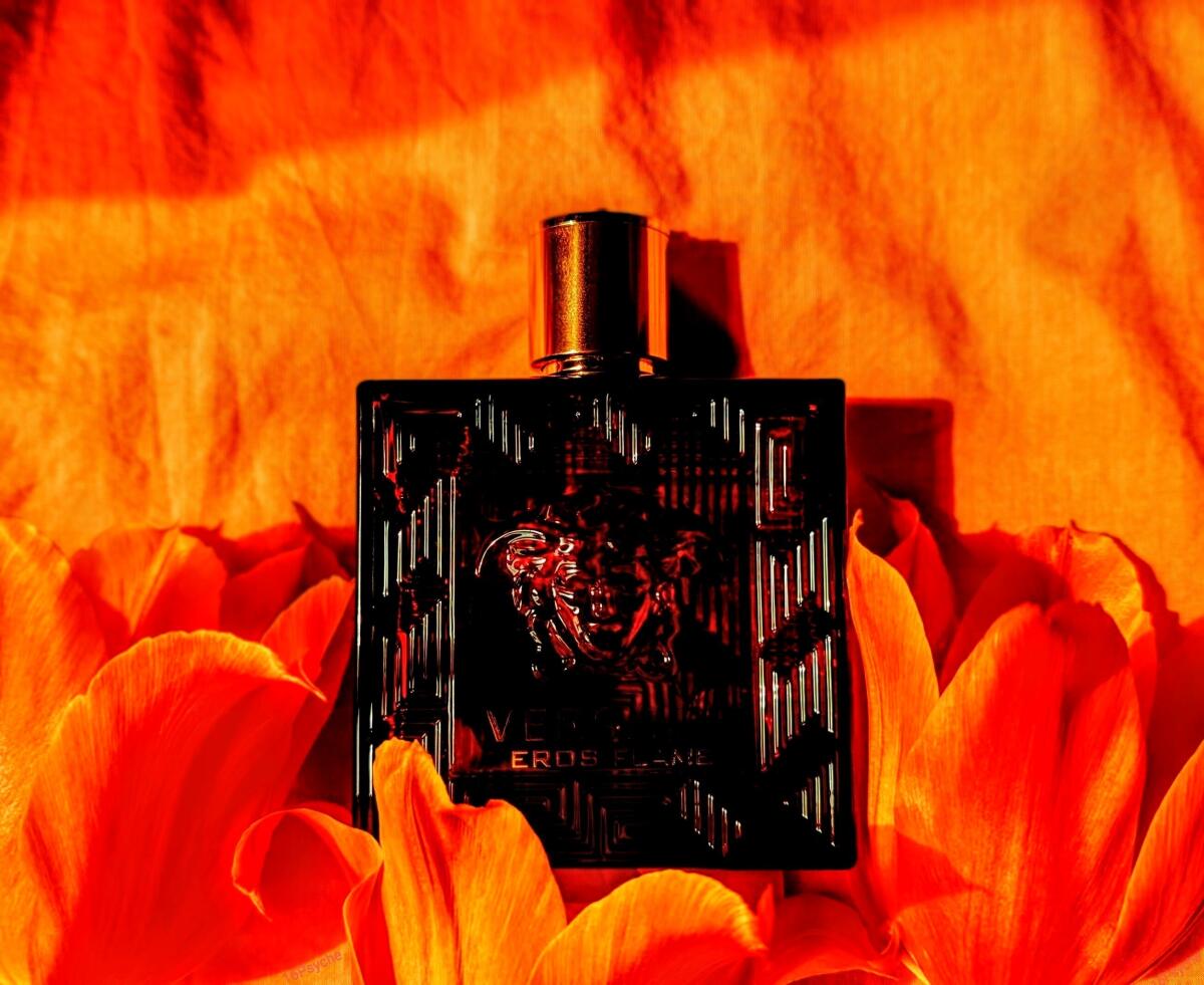 عطر ادکلن ایروس فلیم ورساچه - Eros Flame Versace - بررسی، قیمت و خرید