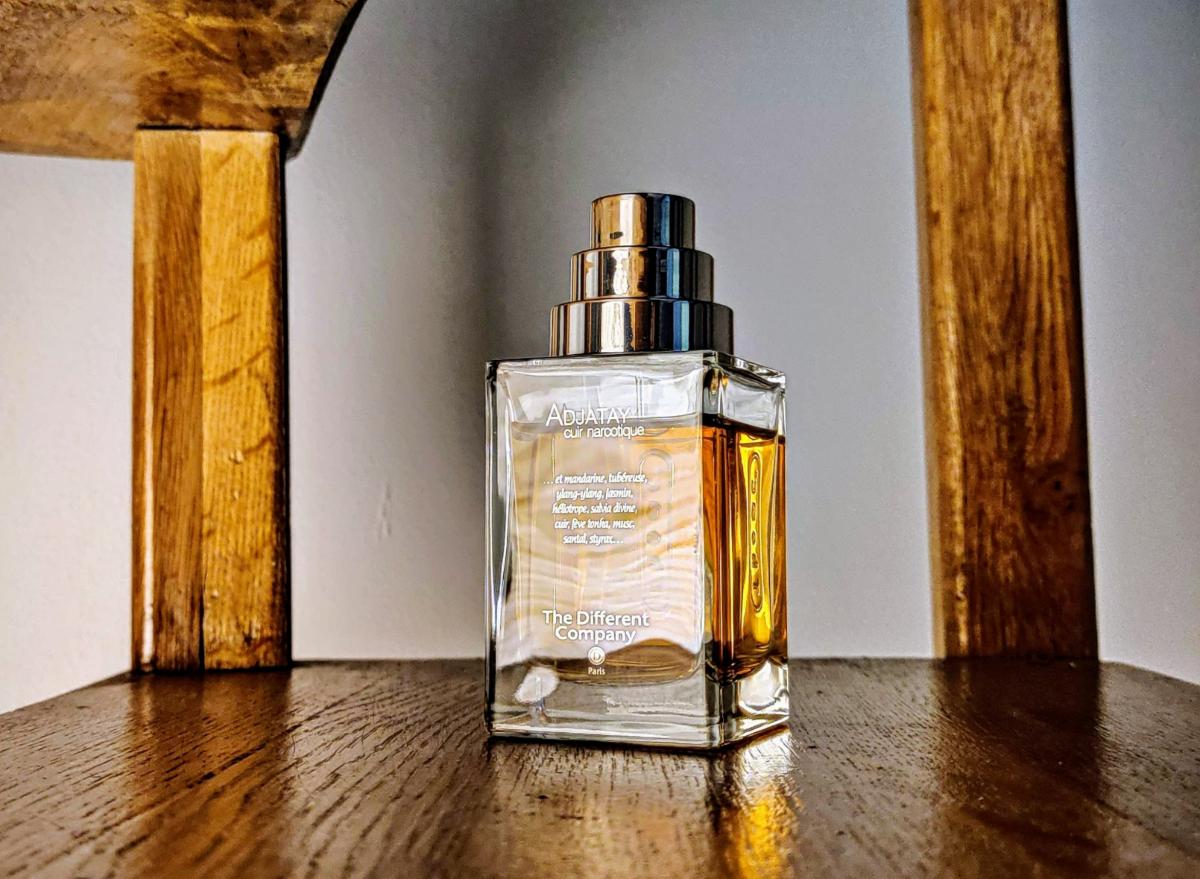 عطر ادکلن آجاتای د دیفرنت کامپنی - Adjatay The Different Company - بررسی، قیمت و خرید