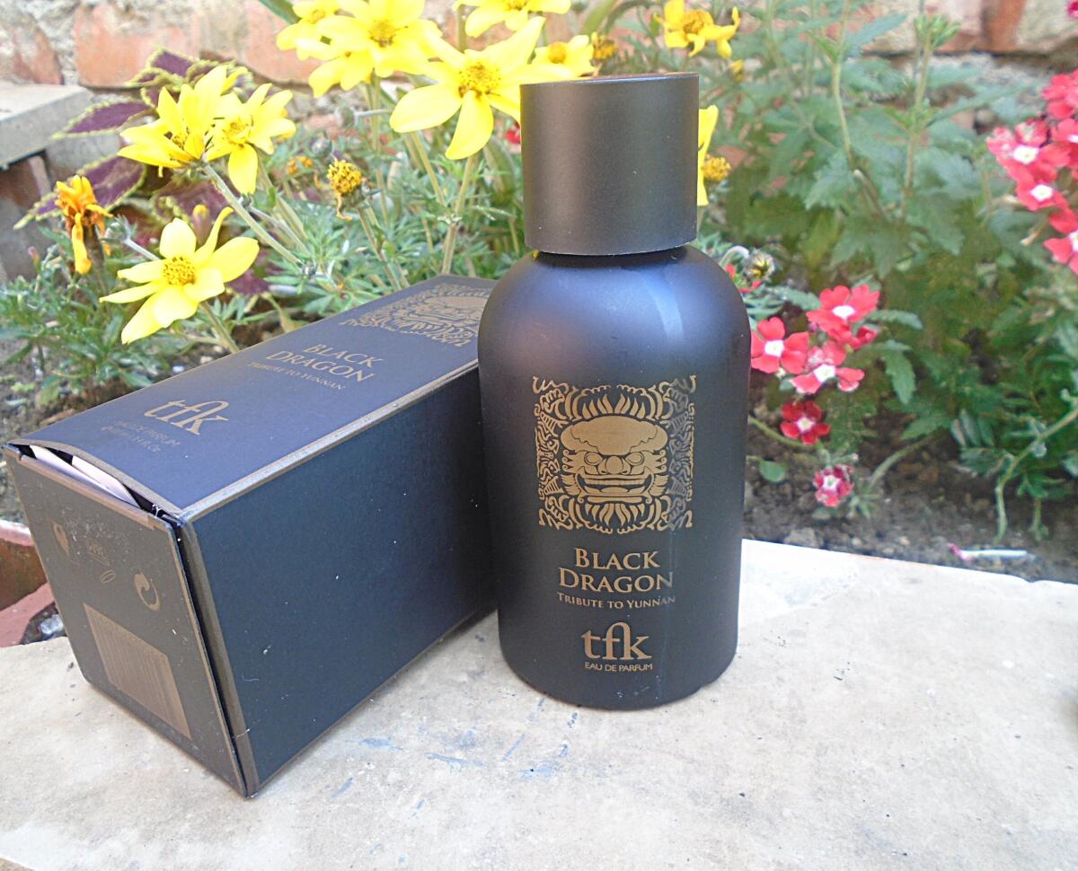عطر ادکلن بلک دراگن د فرگرنس کیچن - Black Dragon The Fragrance Kitchen - بررسی، قیمت و خرید