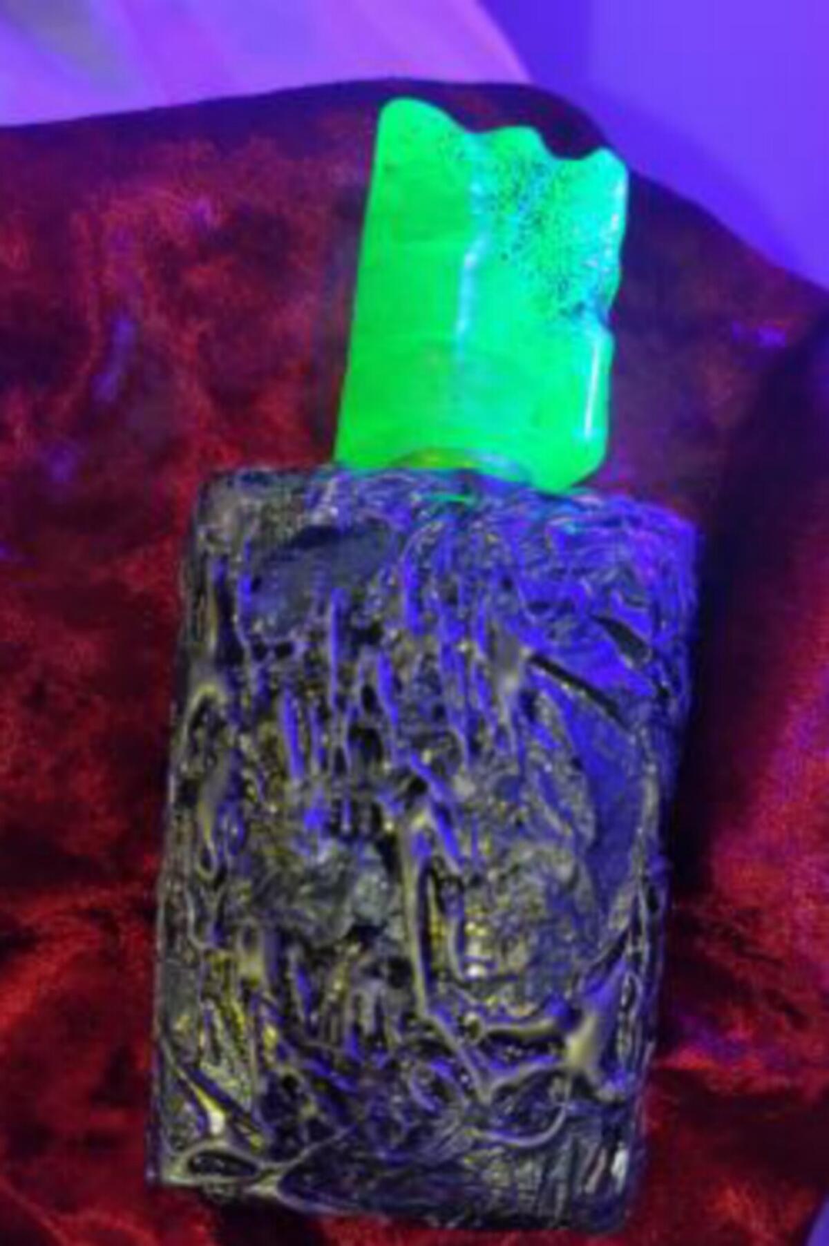 عطر ادکلن بِلَک سی هوس آو آتروپا - Black Sea House of Atropa - بررسی، قیمت و خرید